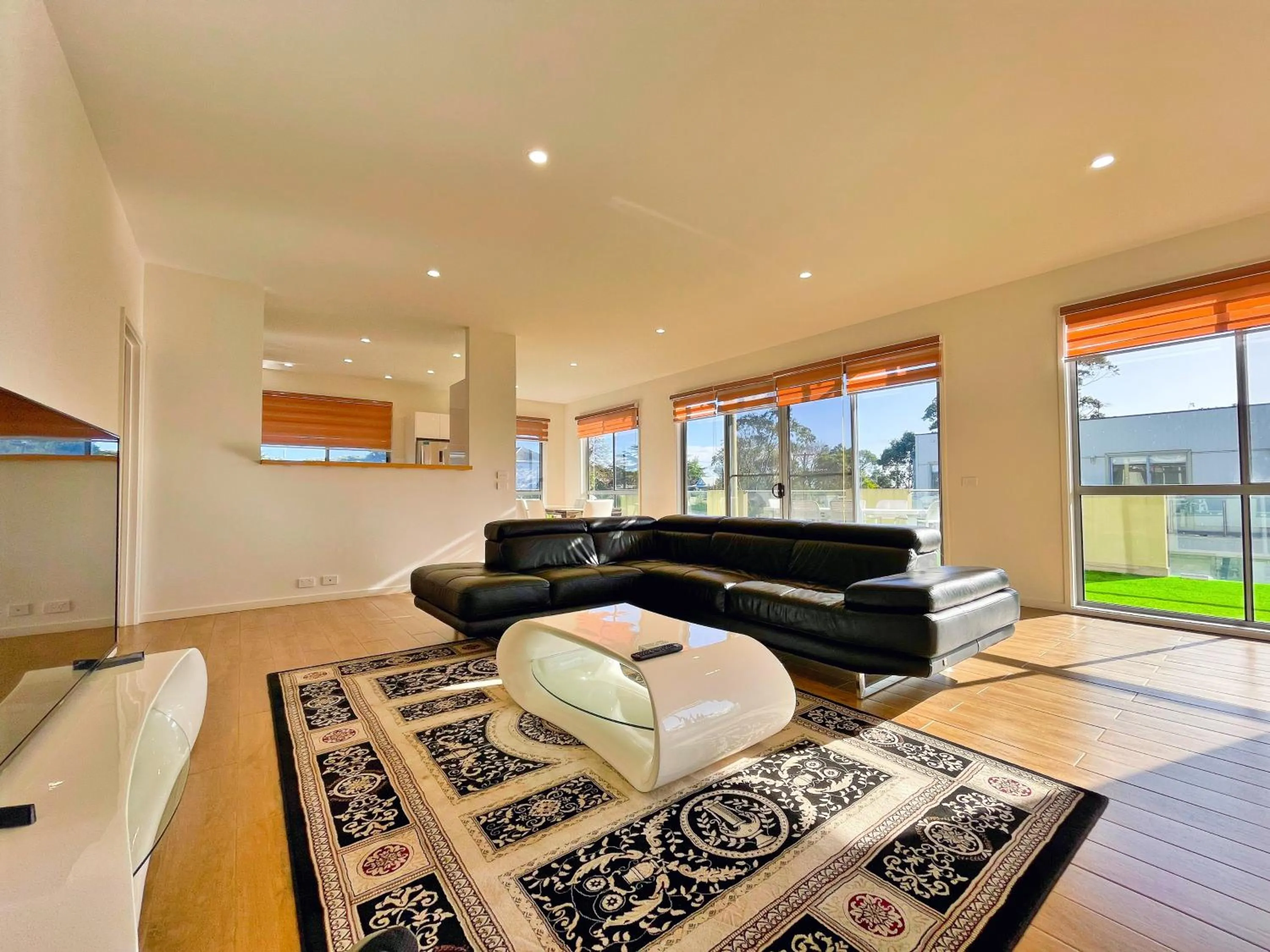 Phillip Island Towers