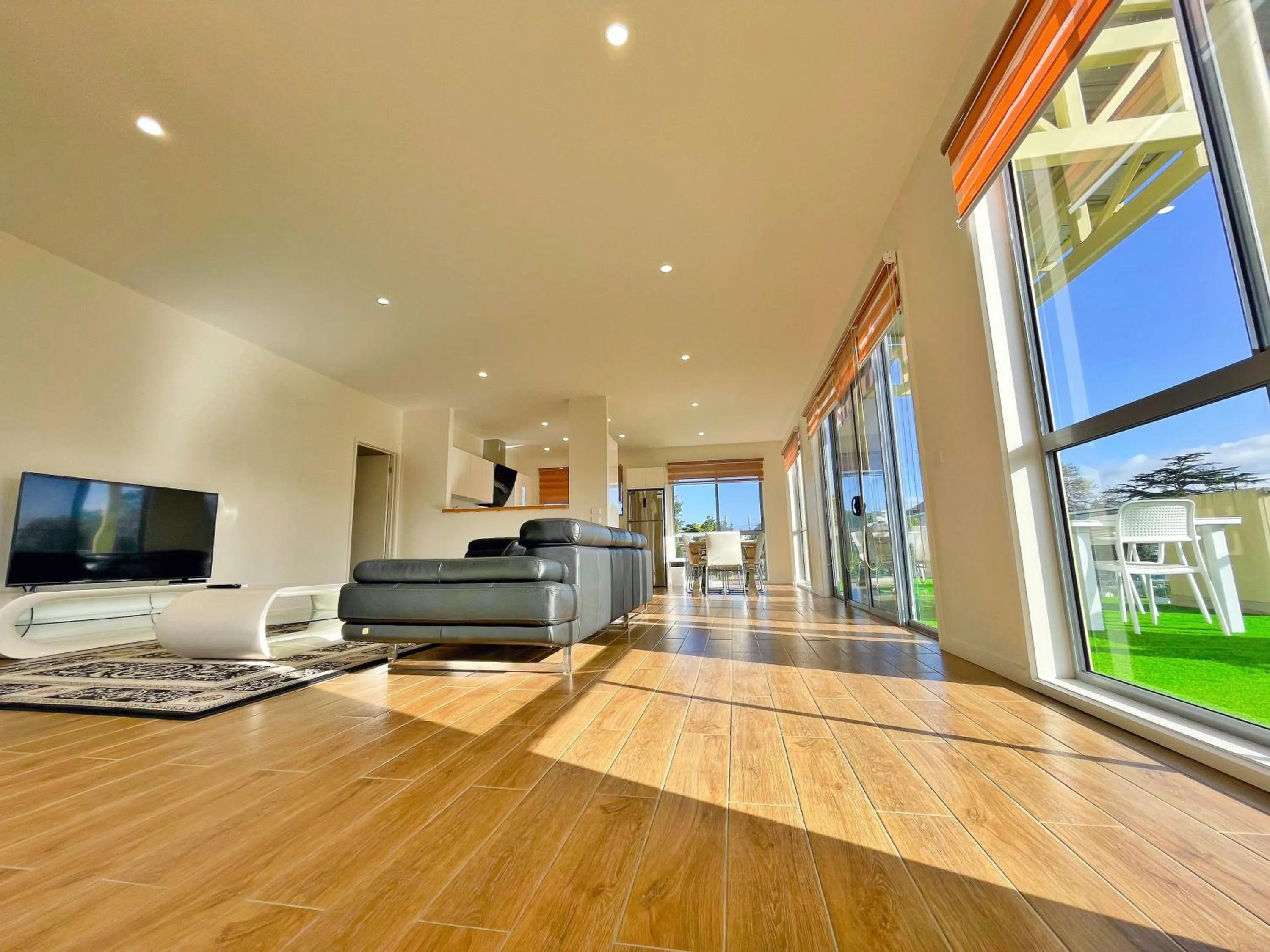 Phillip Island Towers