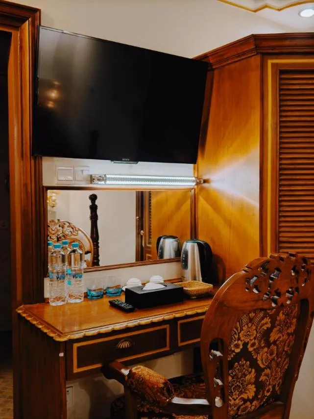 Seating area in Union Square Hotel