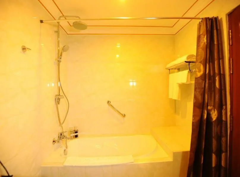 Bathroom in Union Square Hotel