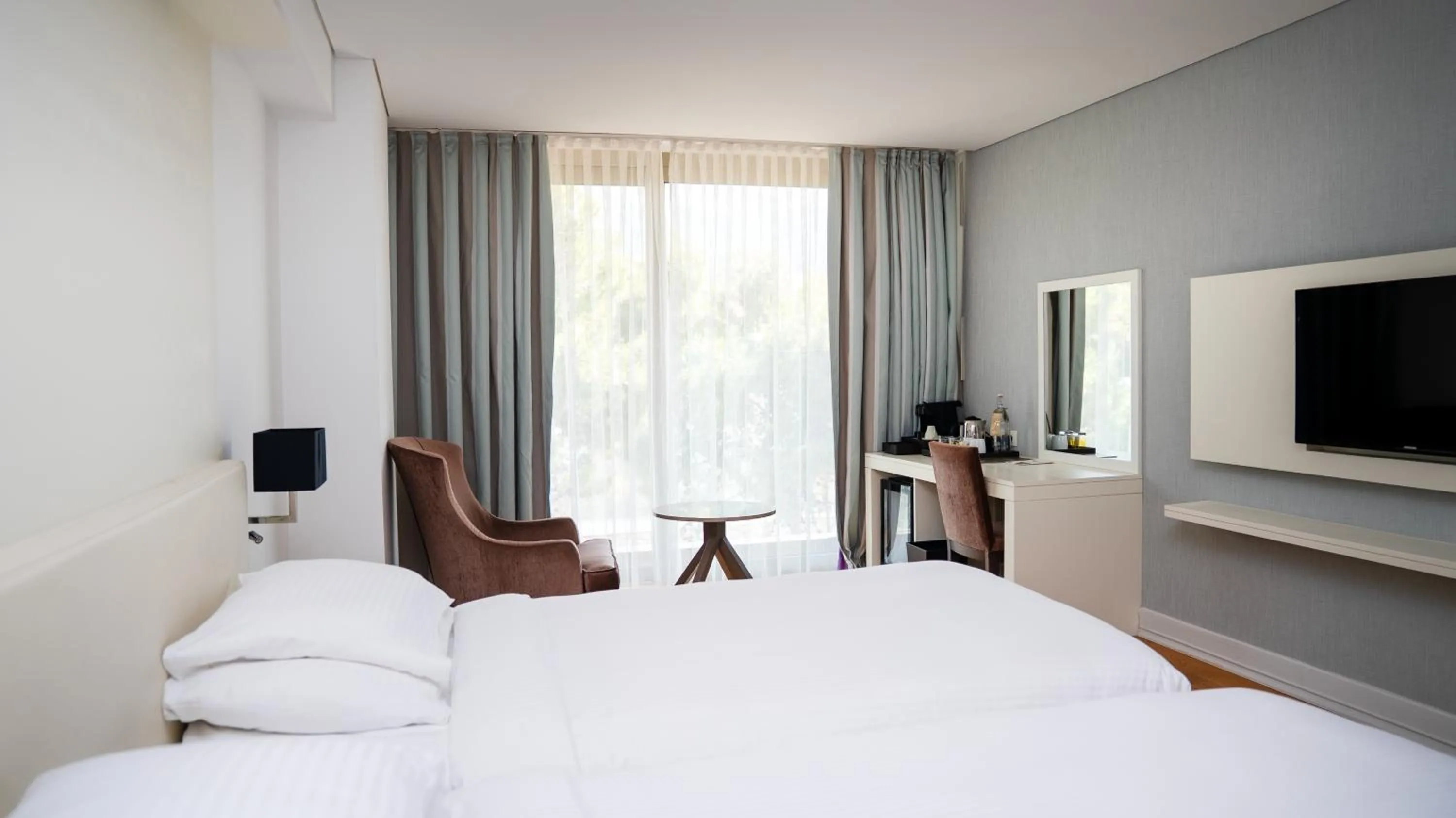 Bed in Rixos Premium Dubrovnik