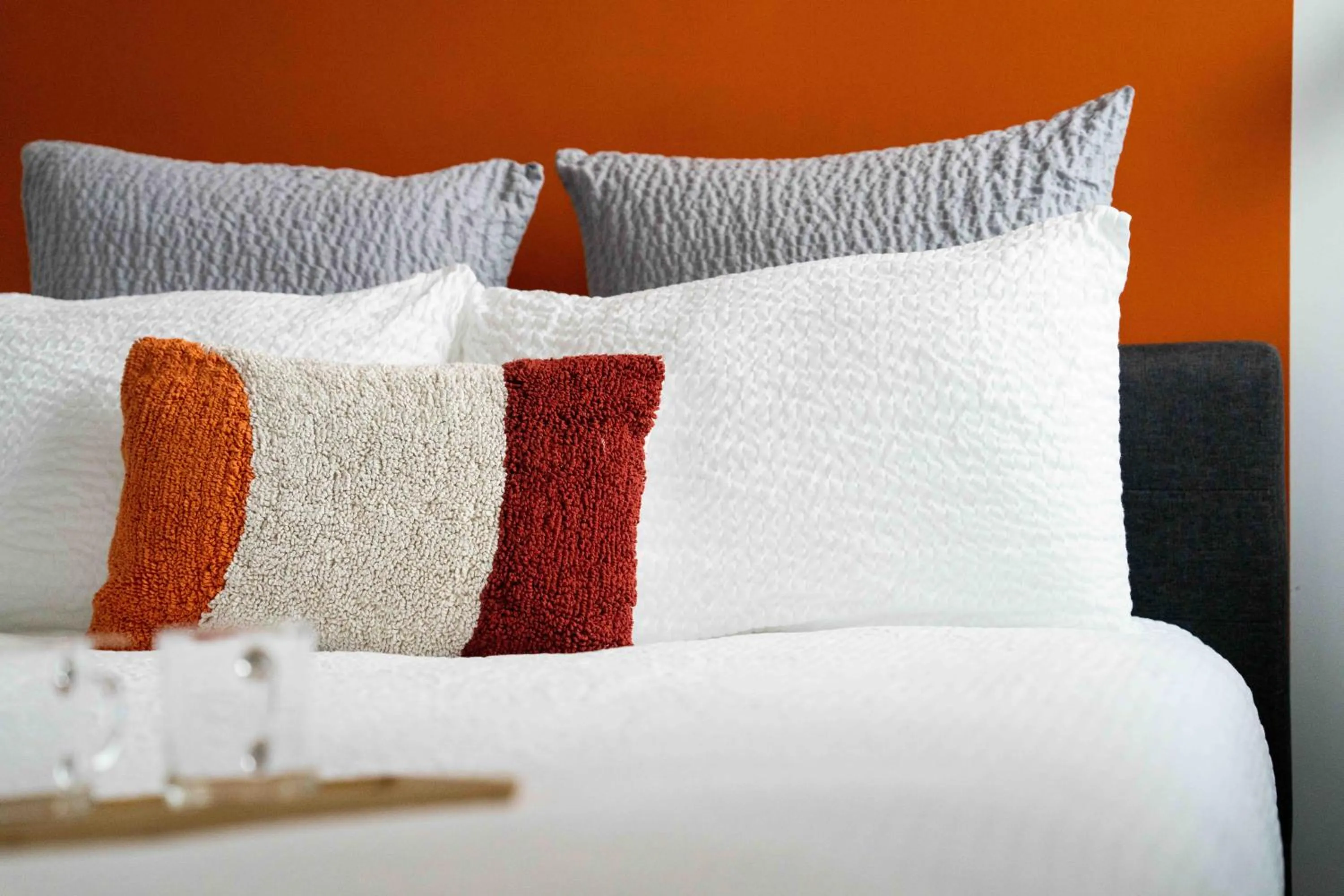 Bed in Hotel Txutxu-Mutxu