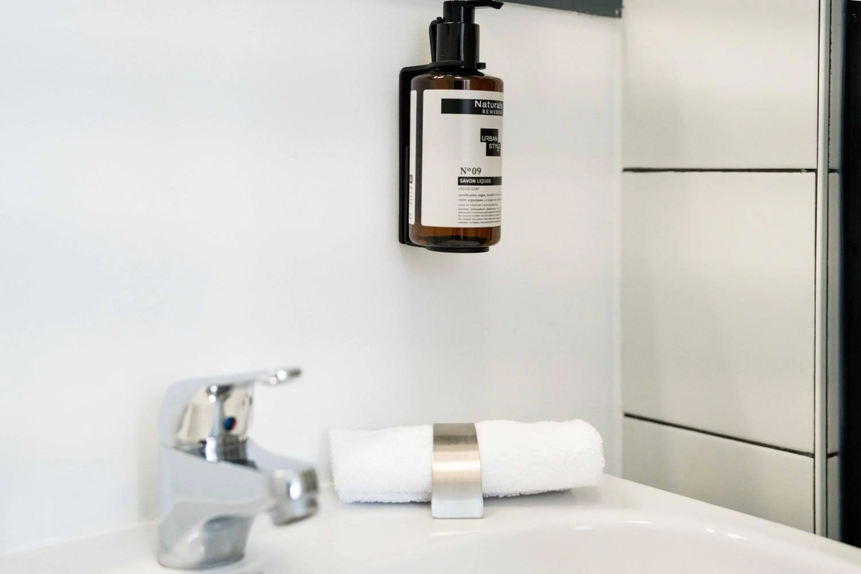 Bathroom in Hotel Txutxu-Mutxu