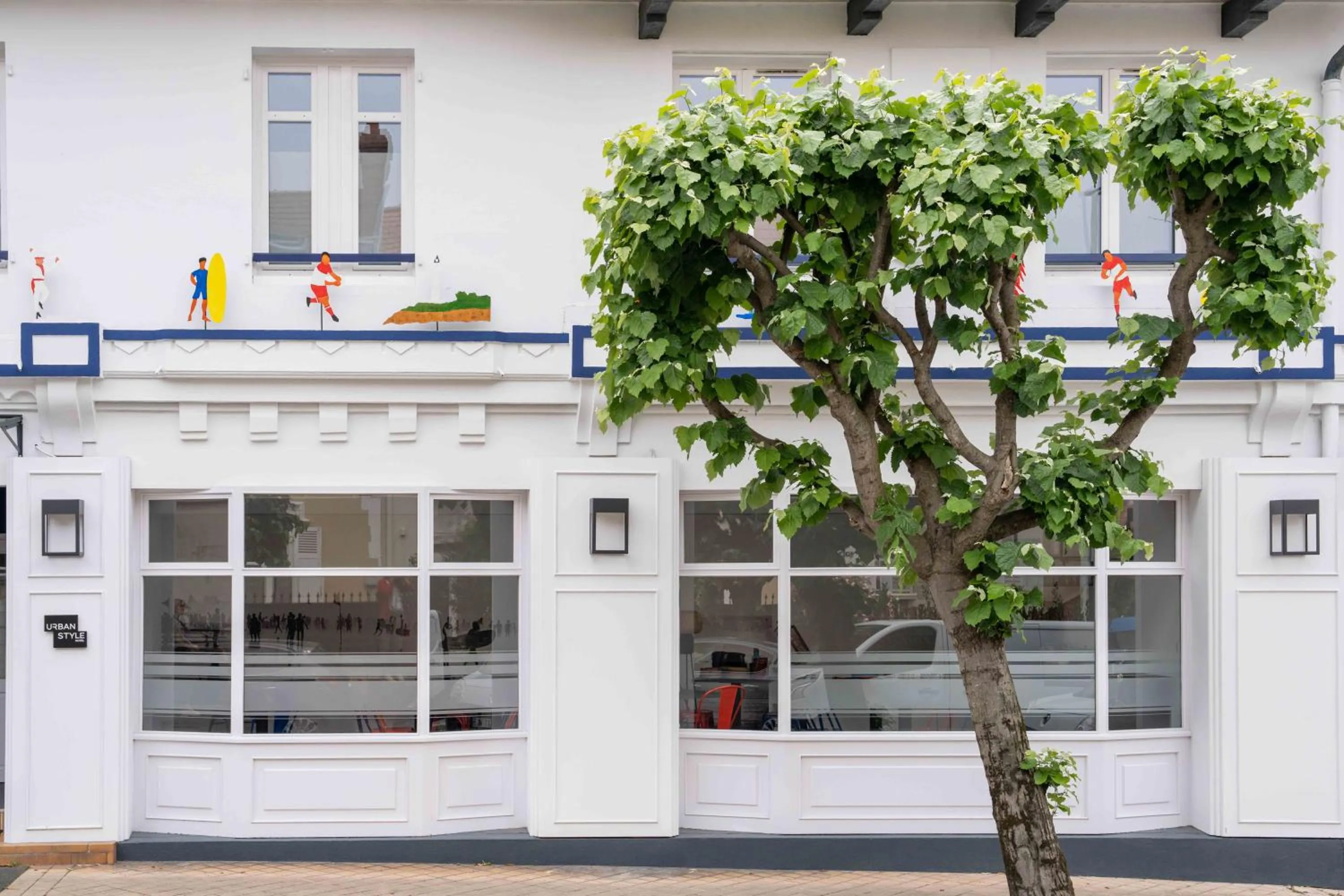 Property Building in Hotel Txutxu-Mutxu