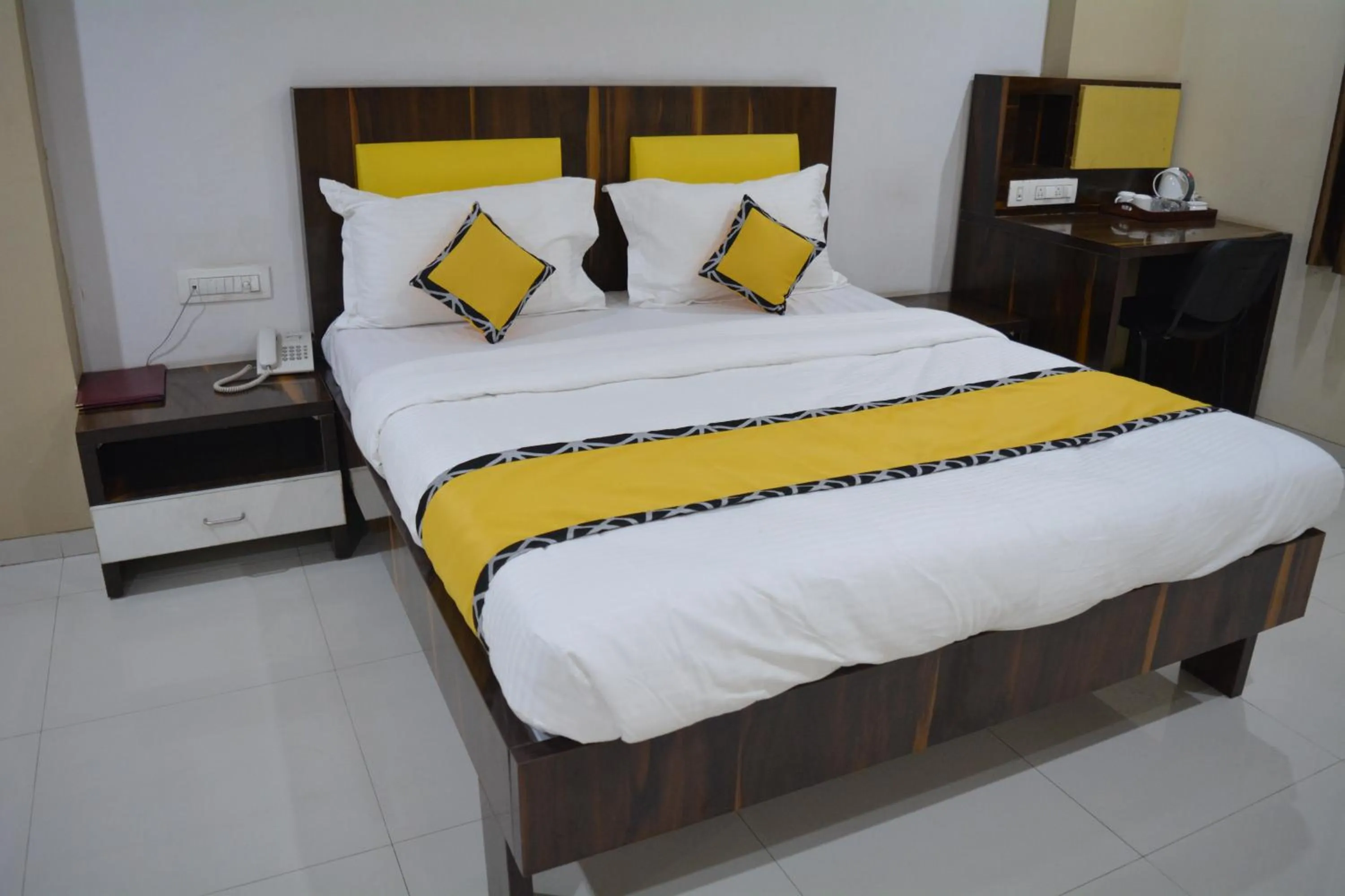 Bed in Dhuri Resort