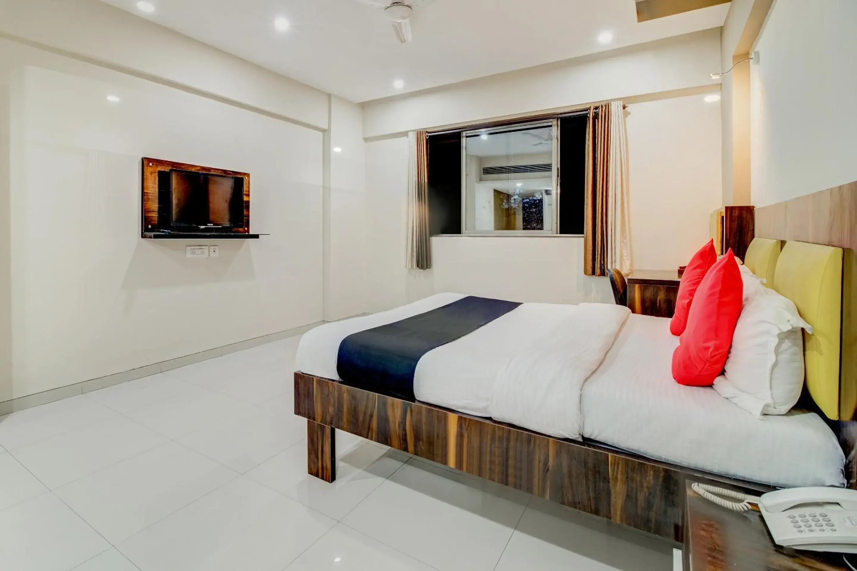 Bed in Dhuri Resort Bed in Dhuri Resort