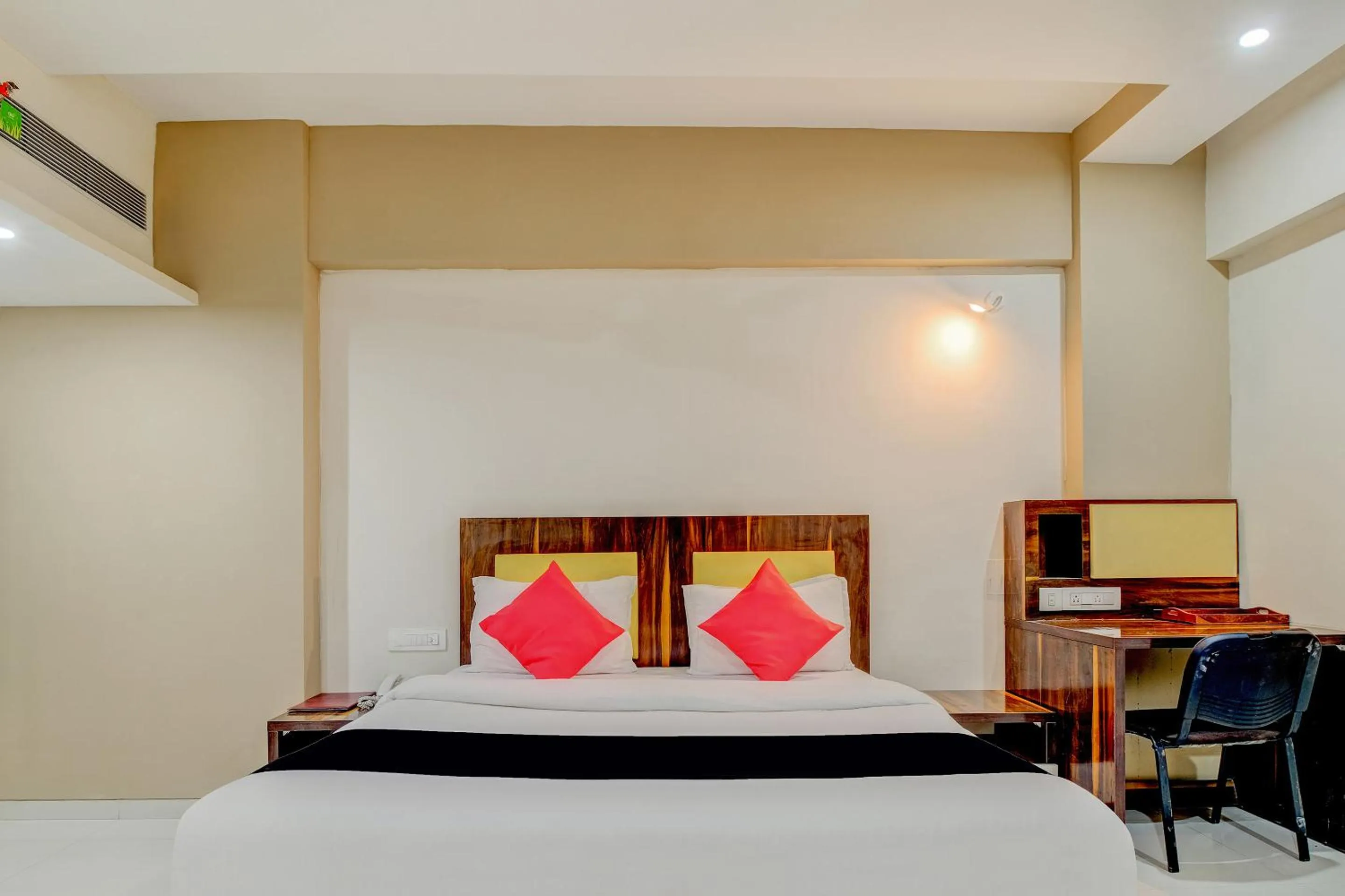 Bed in Dhuri Resort