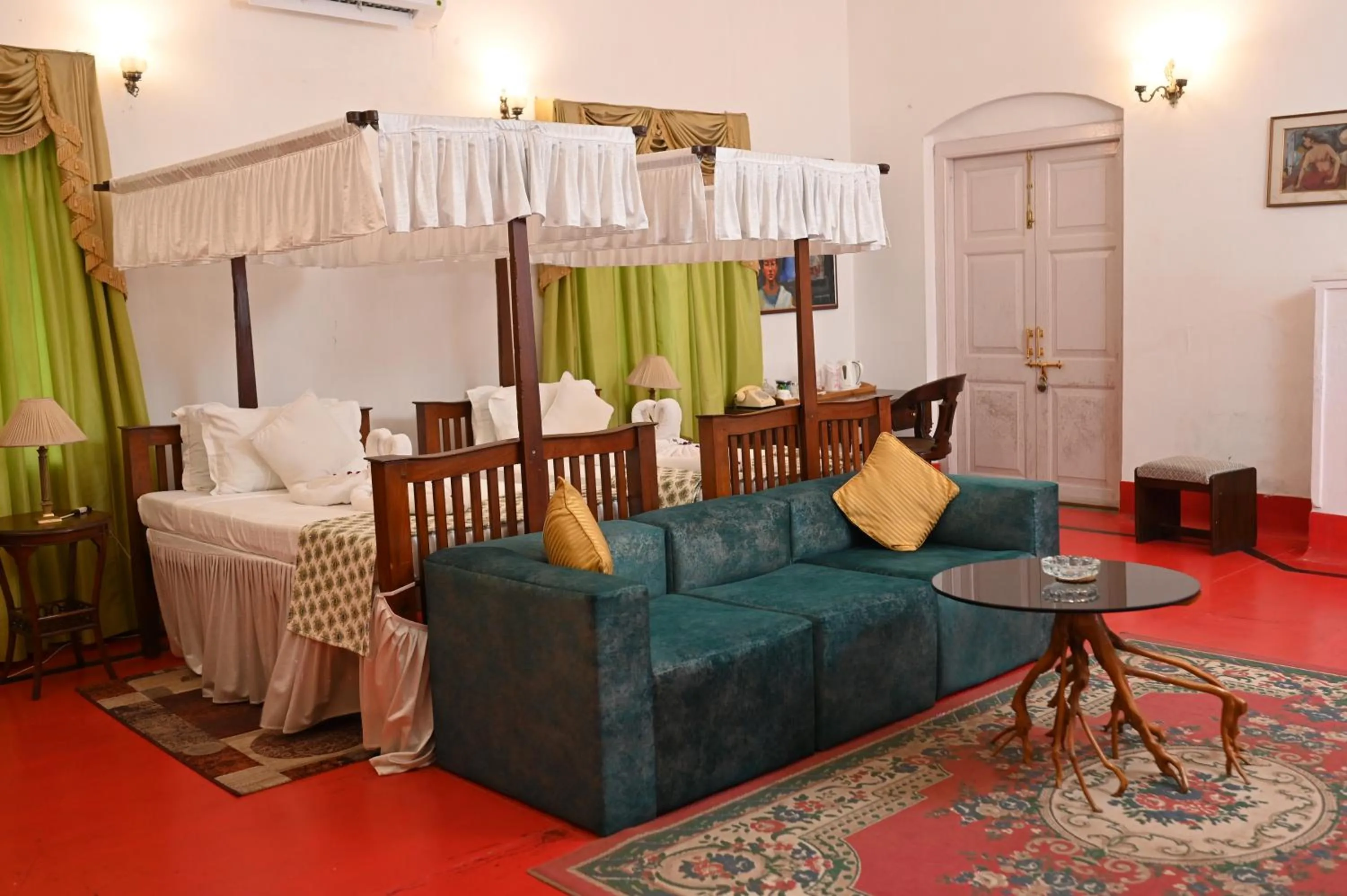 Thengal Manor