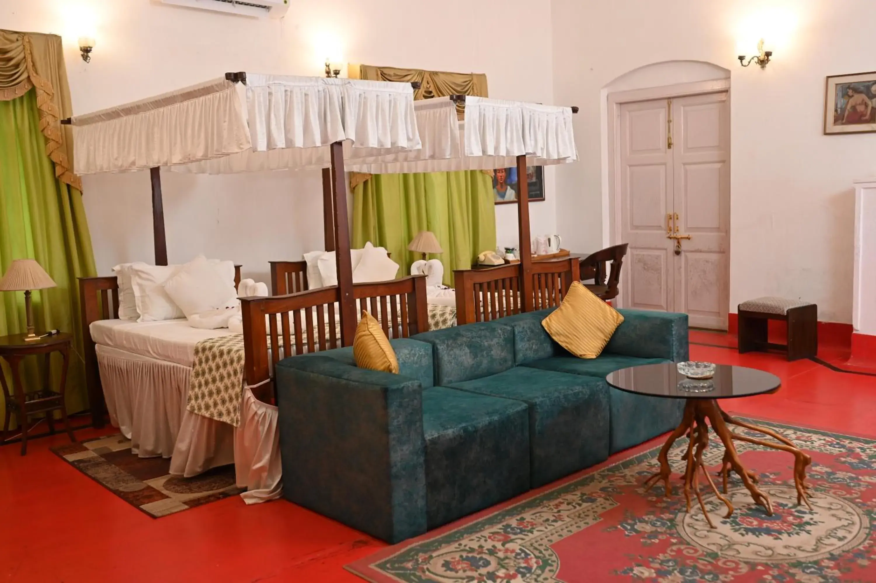 Superior Twin Room with Garden View - single occupancy in Thengal Manor Superior Twin Room with Garden View - single occupancy in Thengal Manor