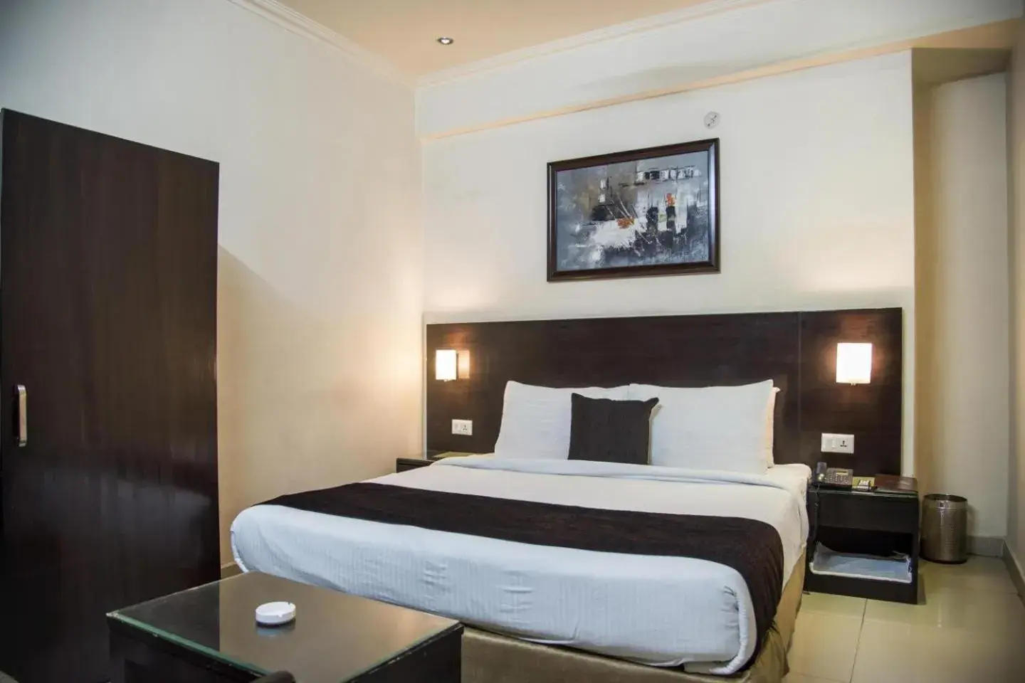 Bed in ANR Hotels Bed in ANR Hotels