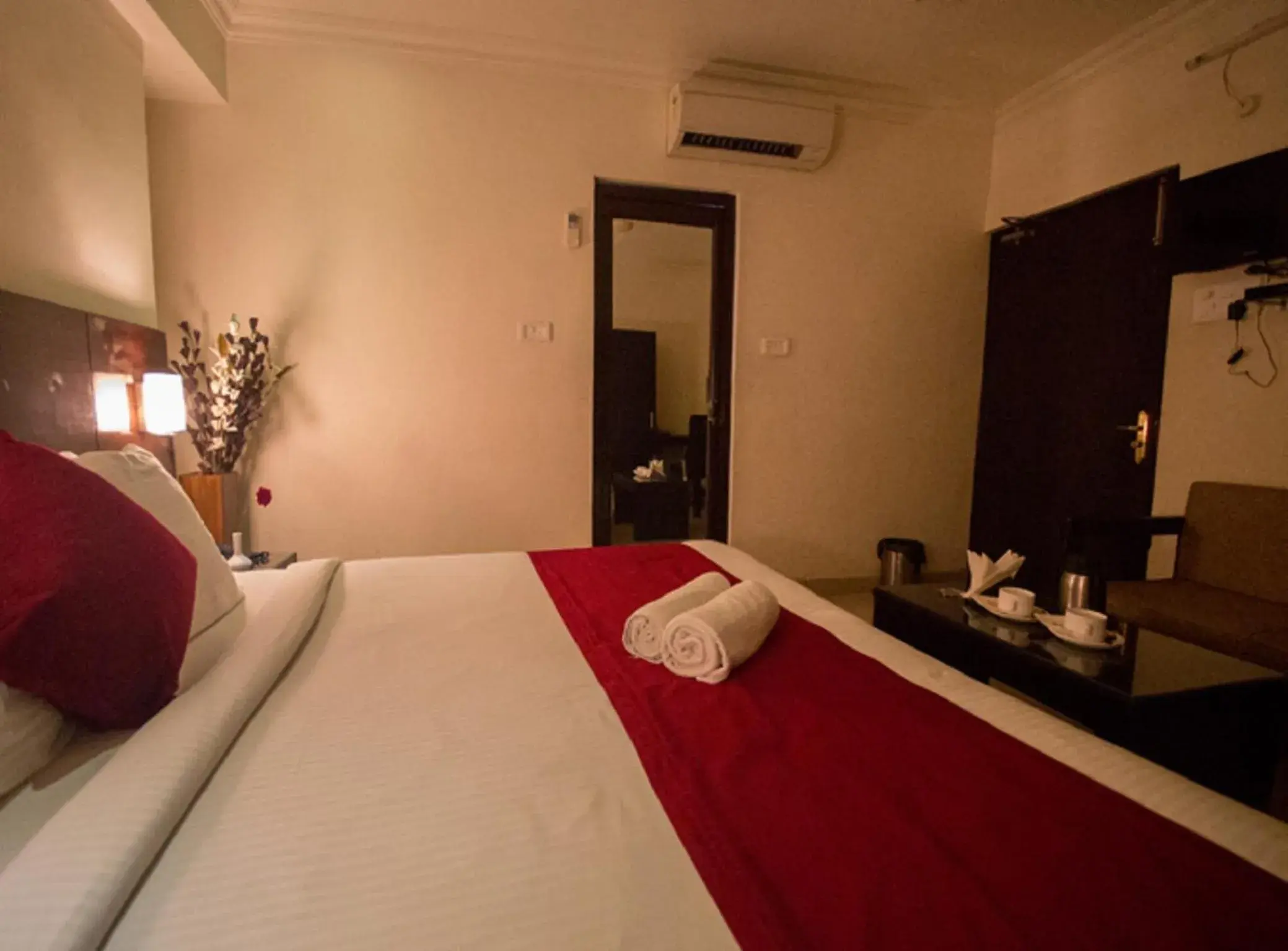 Bedroom, Bed in ANR Hotels Bedroom, Bed in ANR Hotels