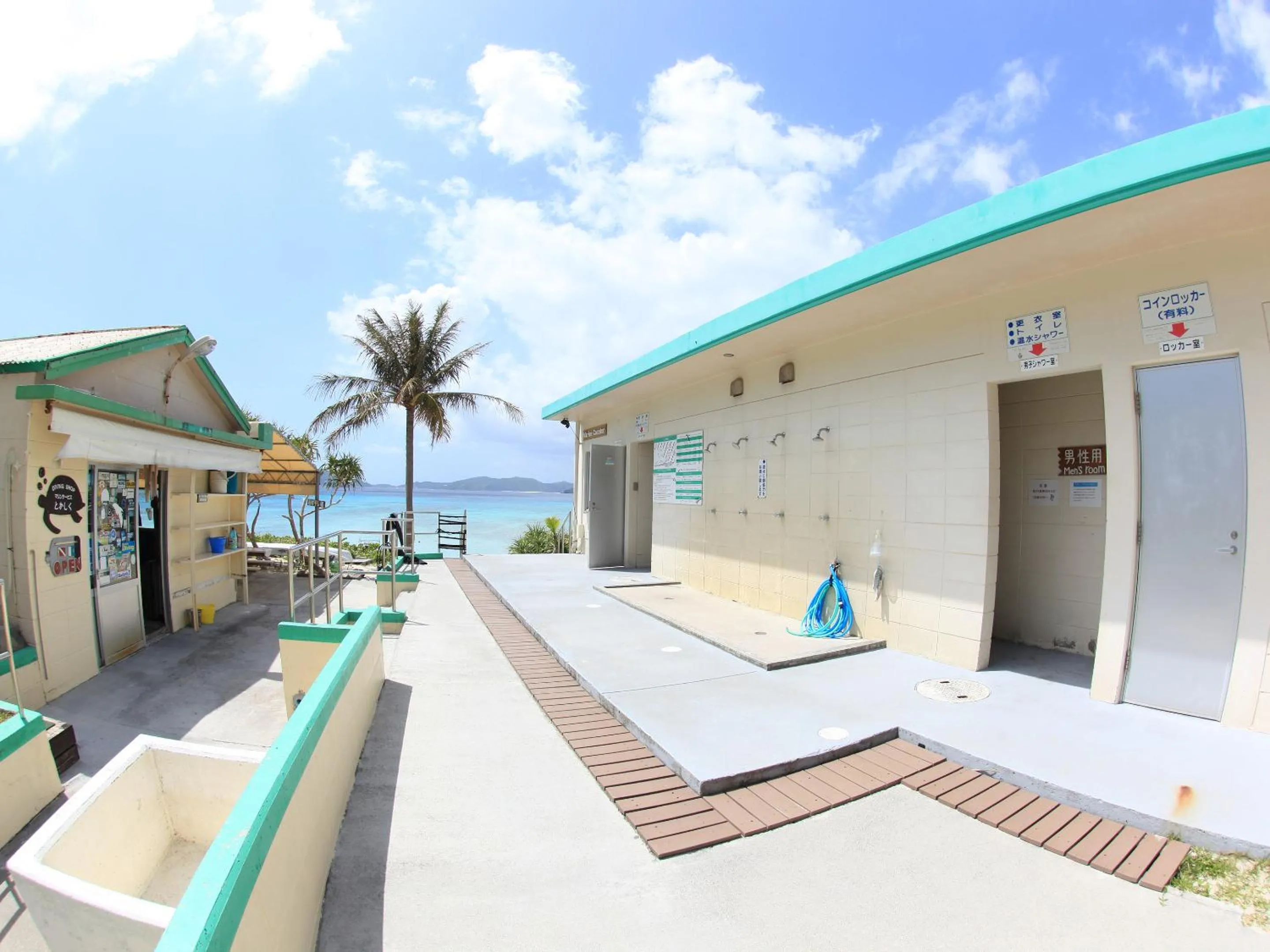 Property building in Tokashiku Marine Villege