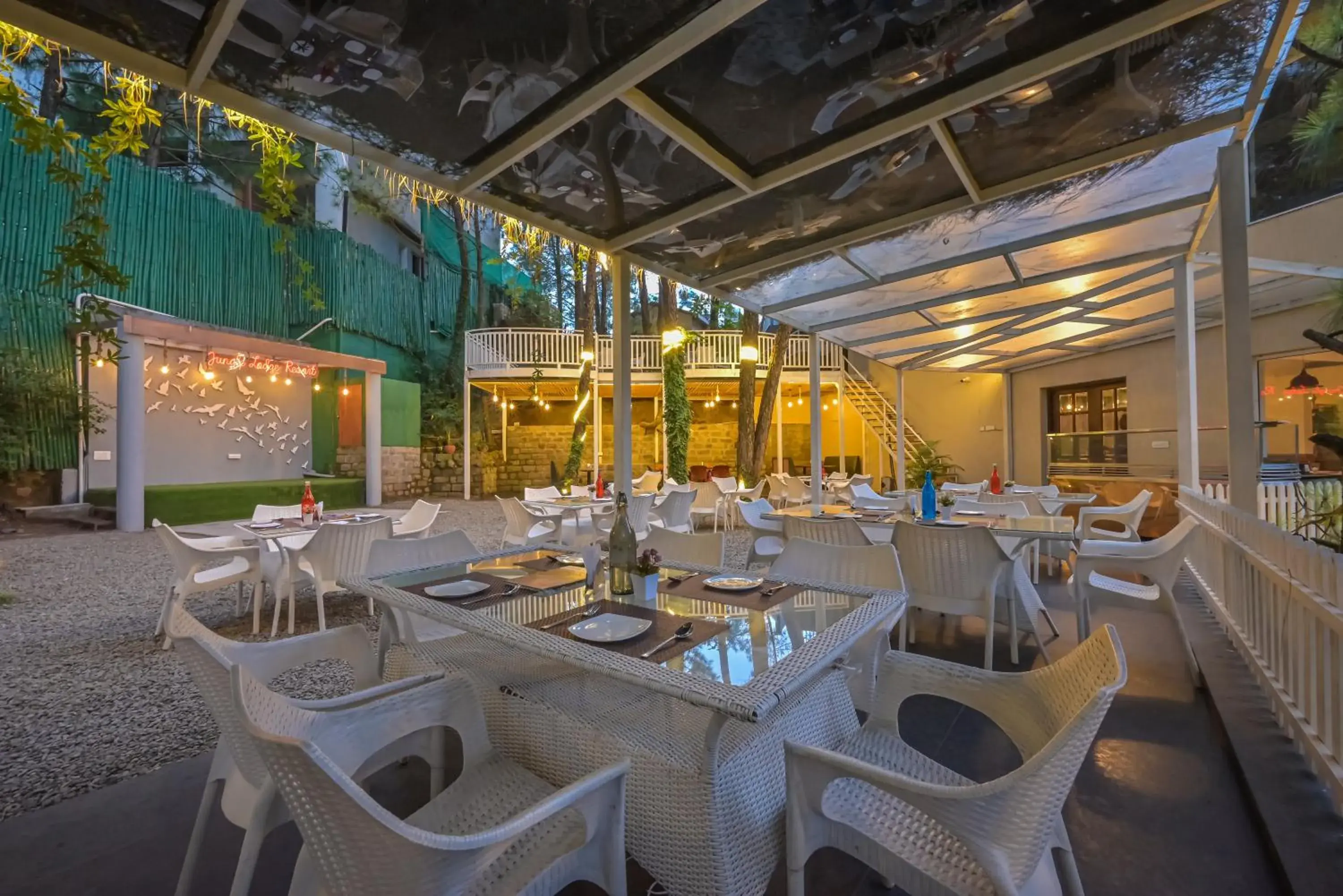 Restaurant/places to eat in Jungle Lodge Resort Restaurant/places to eat in Jungle Lodge Resort