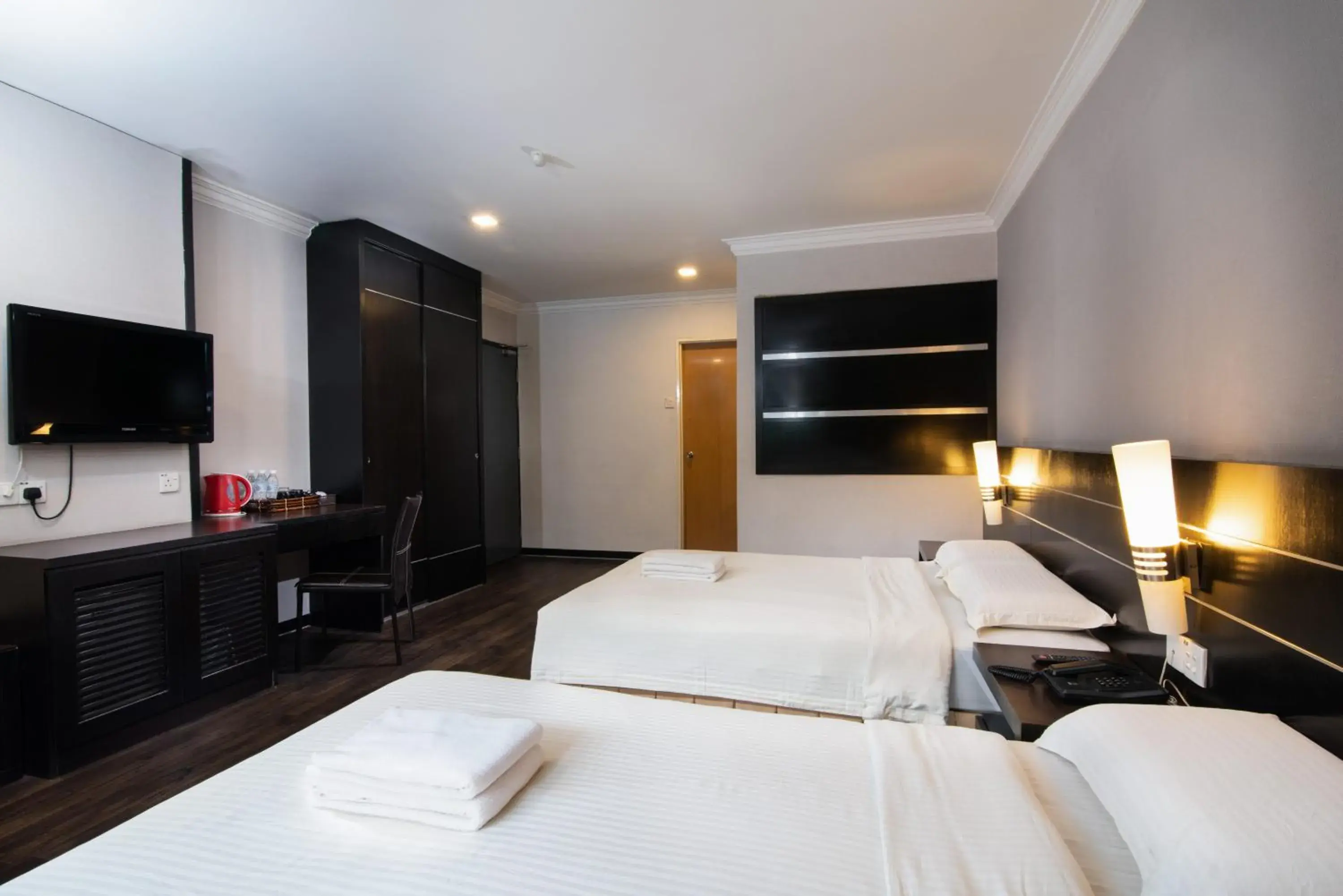 Bed in Hotel Waterfall Bed in Hotel Waterfall