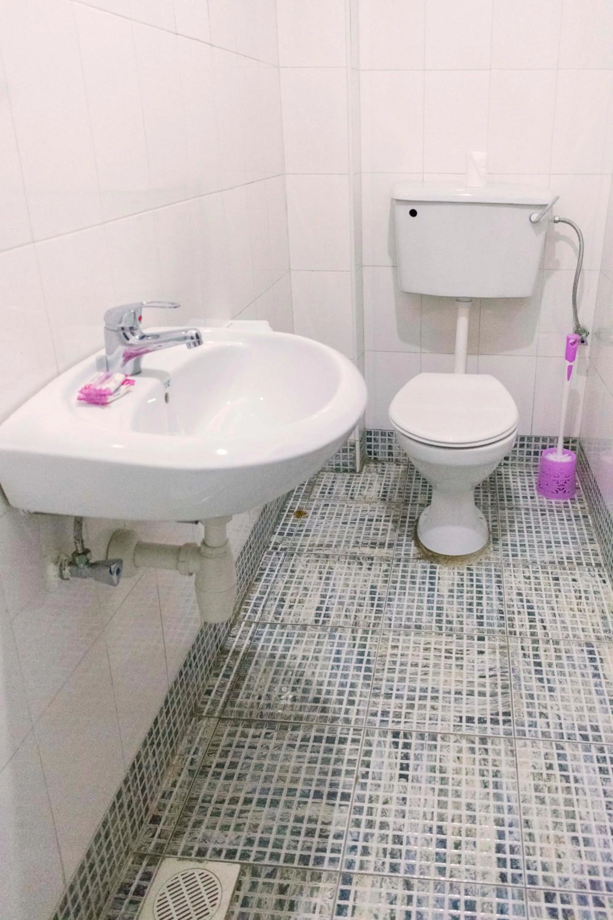 Toilet in Meliva Guest House Mbarara