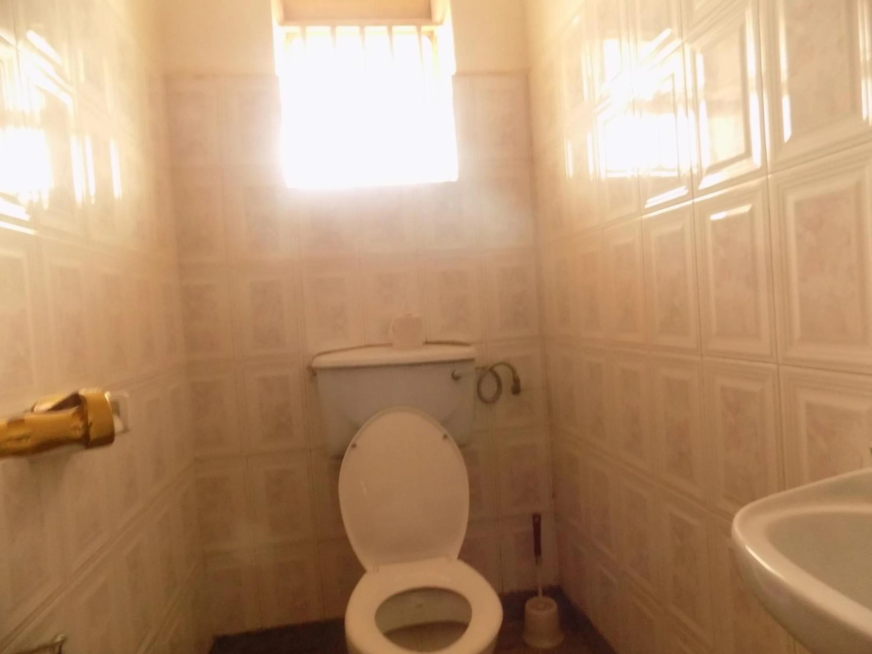 Toilet in Meliva Guest House Mbarara
