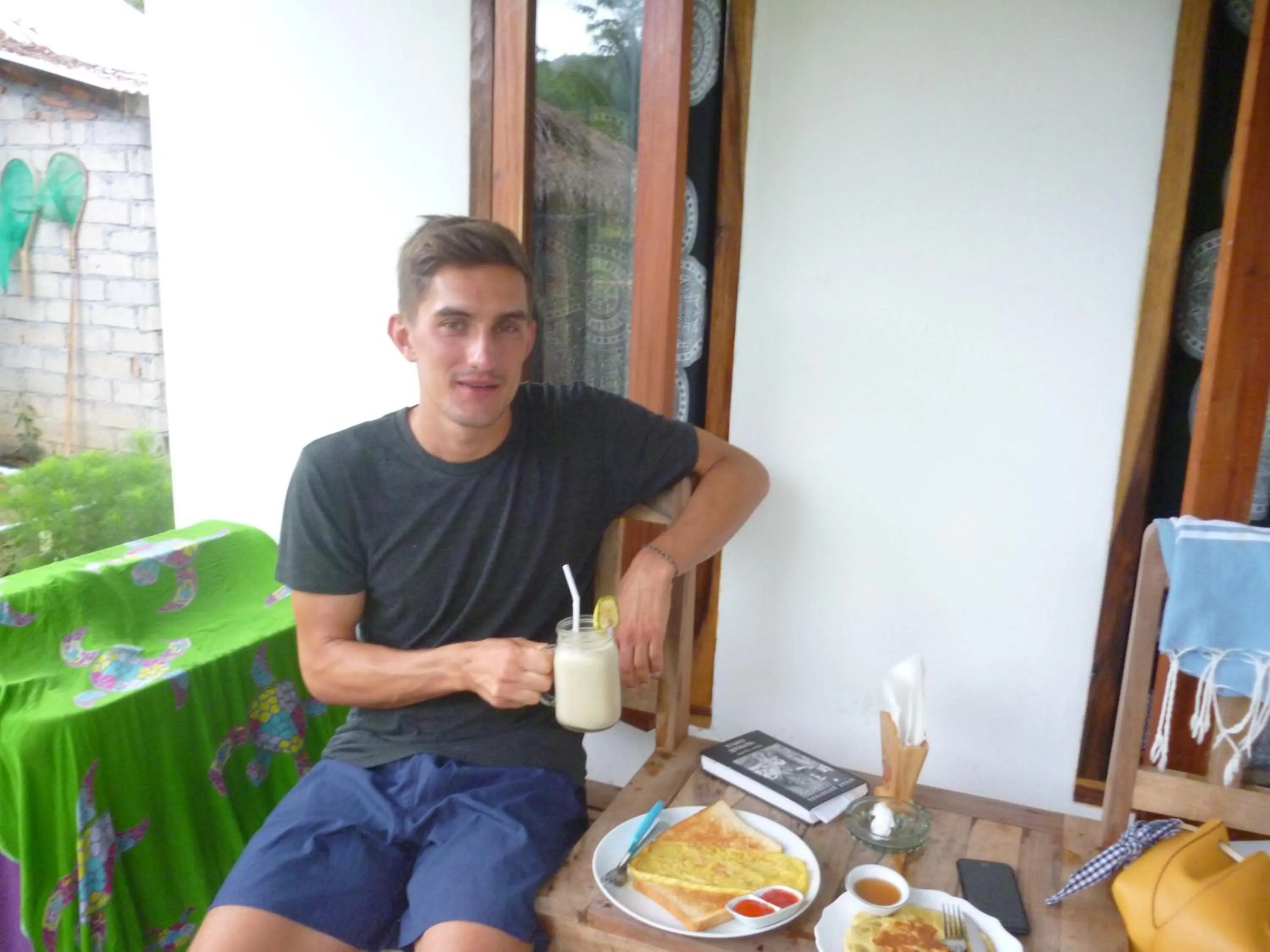 Guests in Dewi Garden Guesthouse