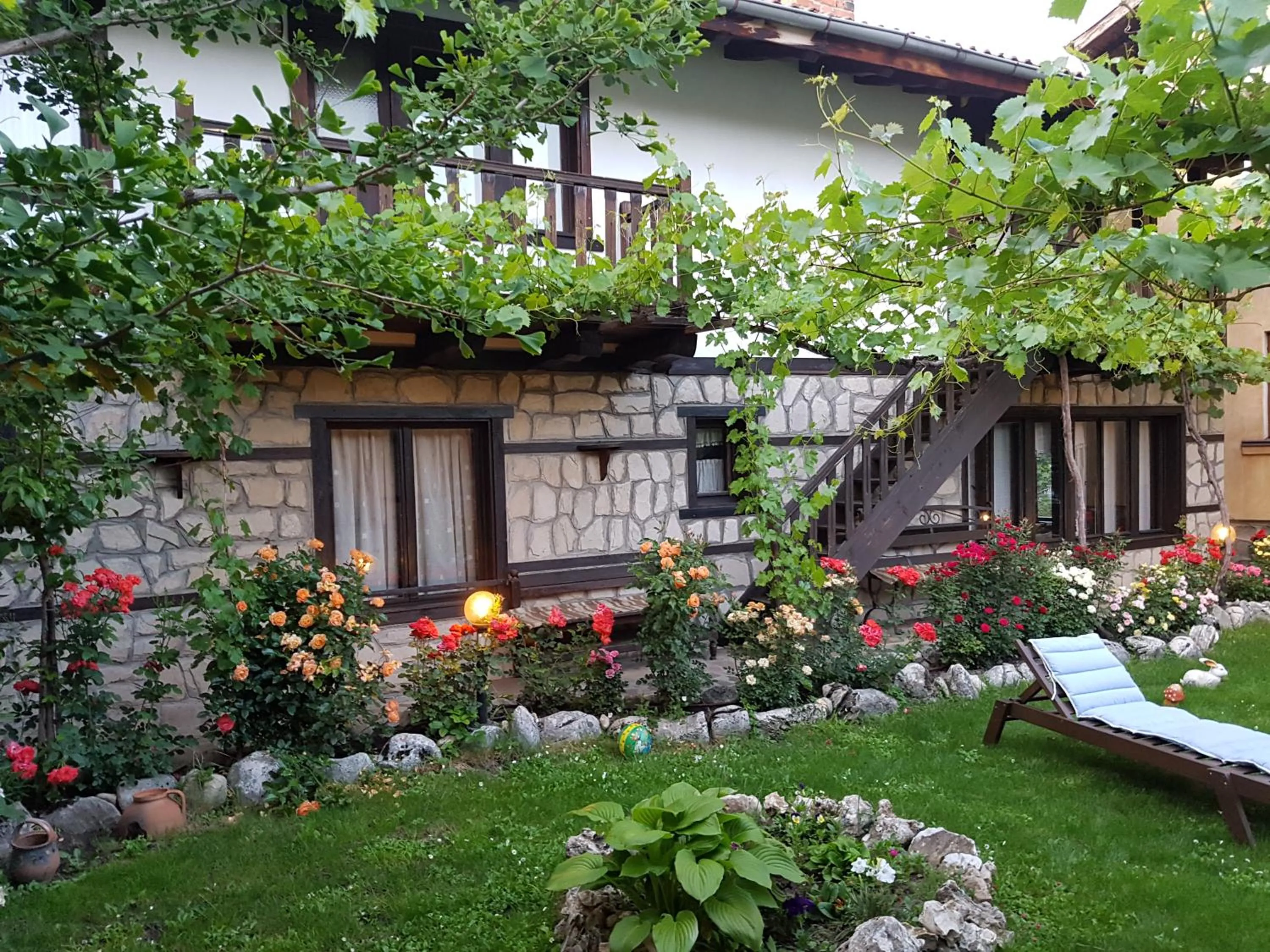 Patio in Trenchova Guest House