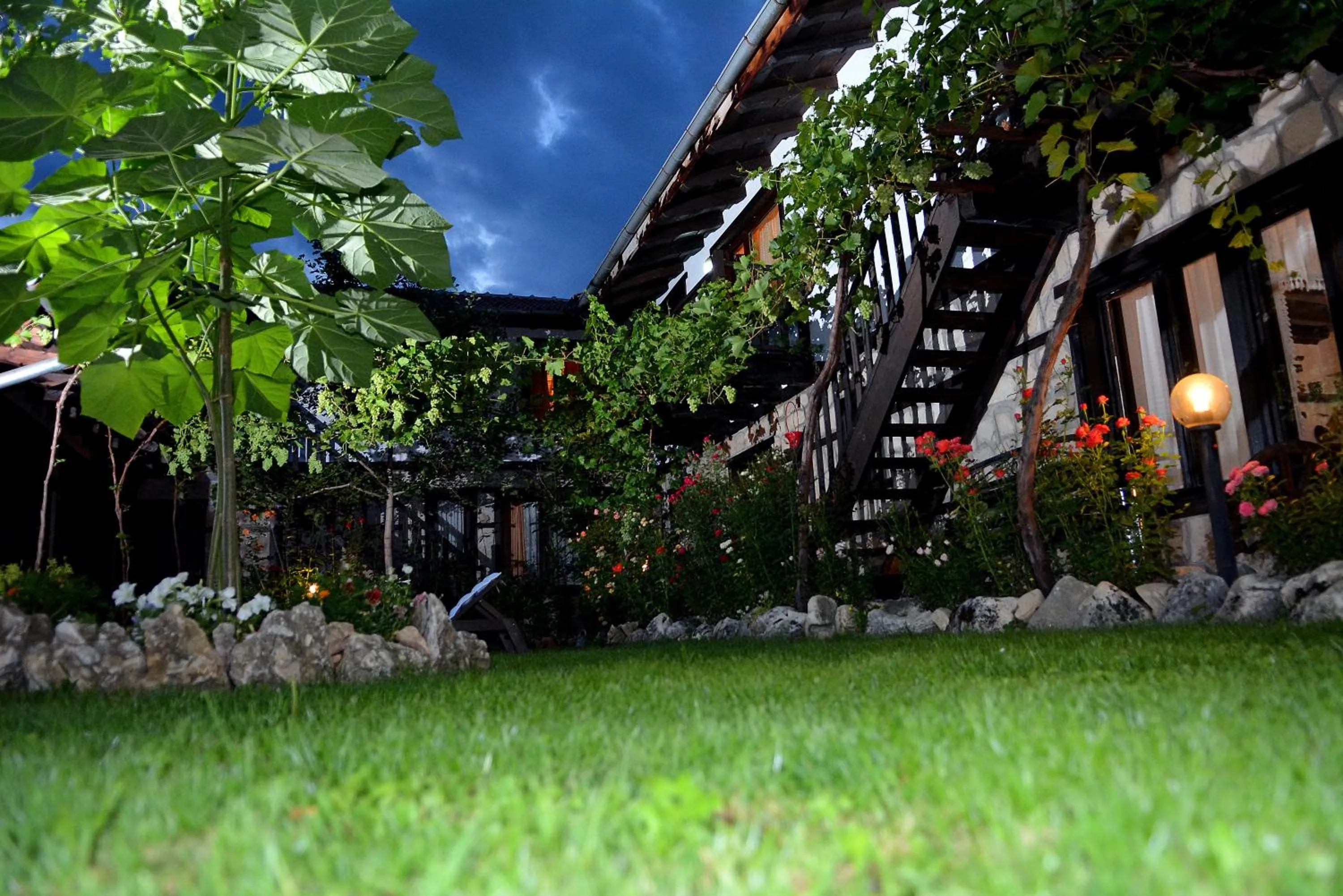 Patio in Trenchova Guest House