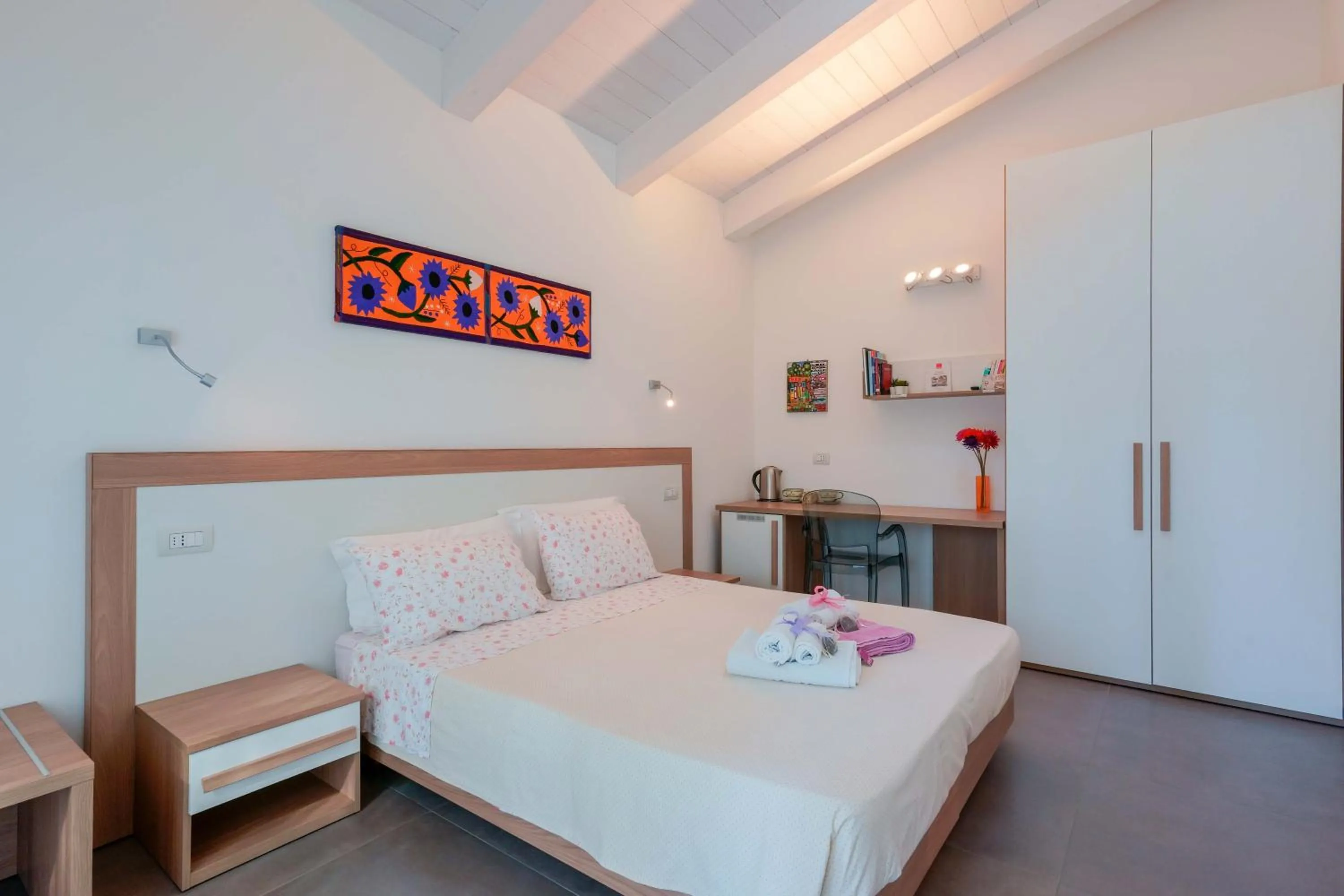 Bedroom, Bed in Pixel b&b