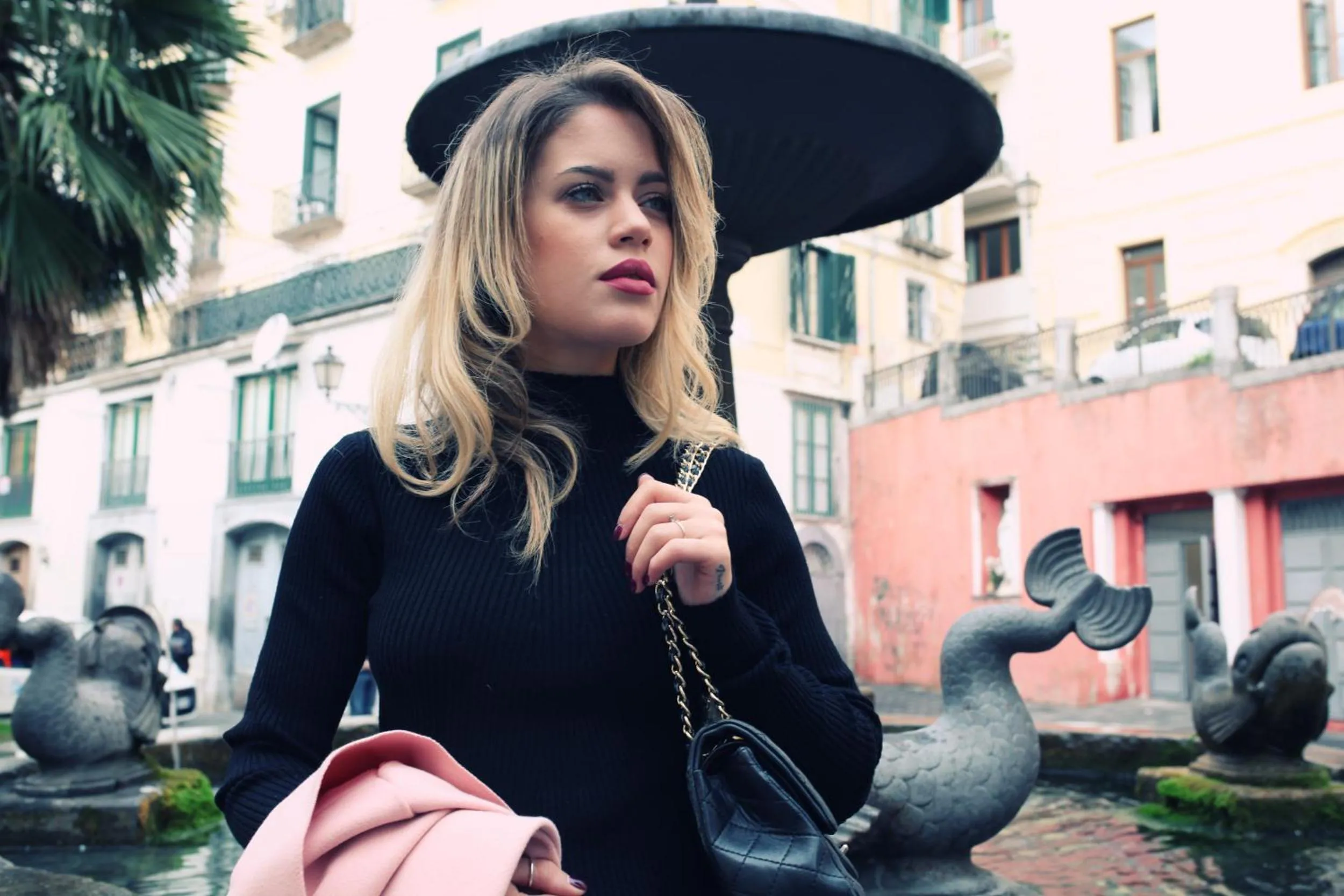 Property building in Le Mulieres