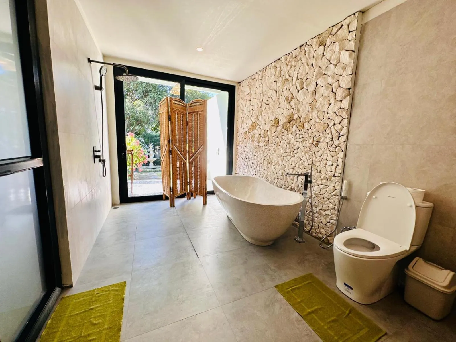 Toilet in Casa Nemo Beach Resort & Spa