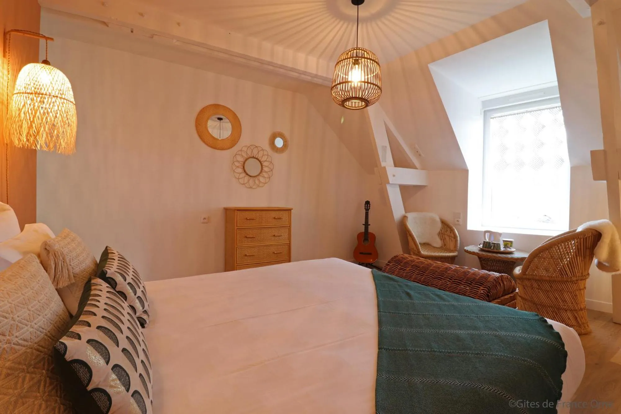 Bed in La Grange Bagnolaise