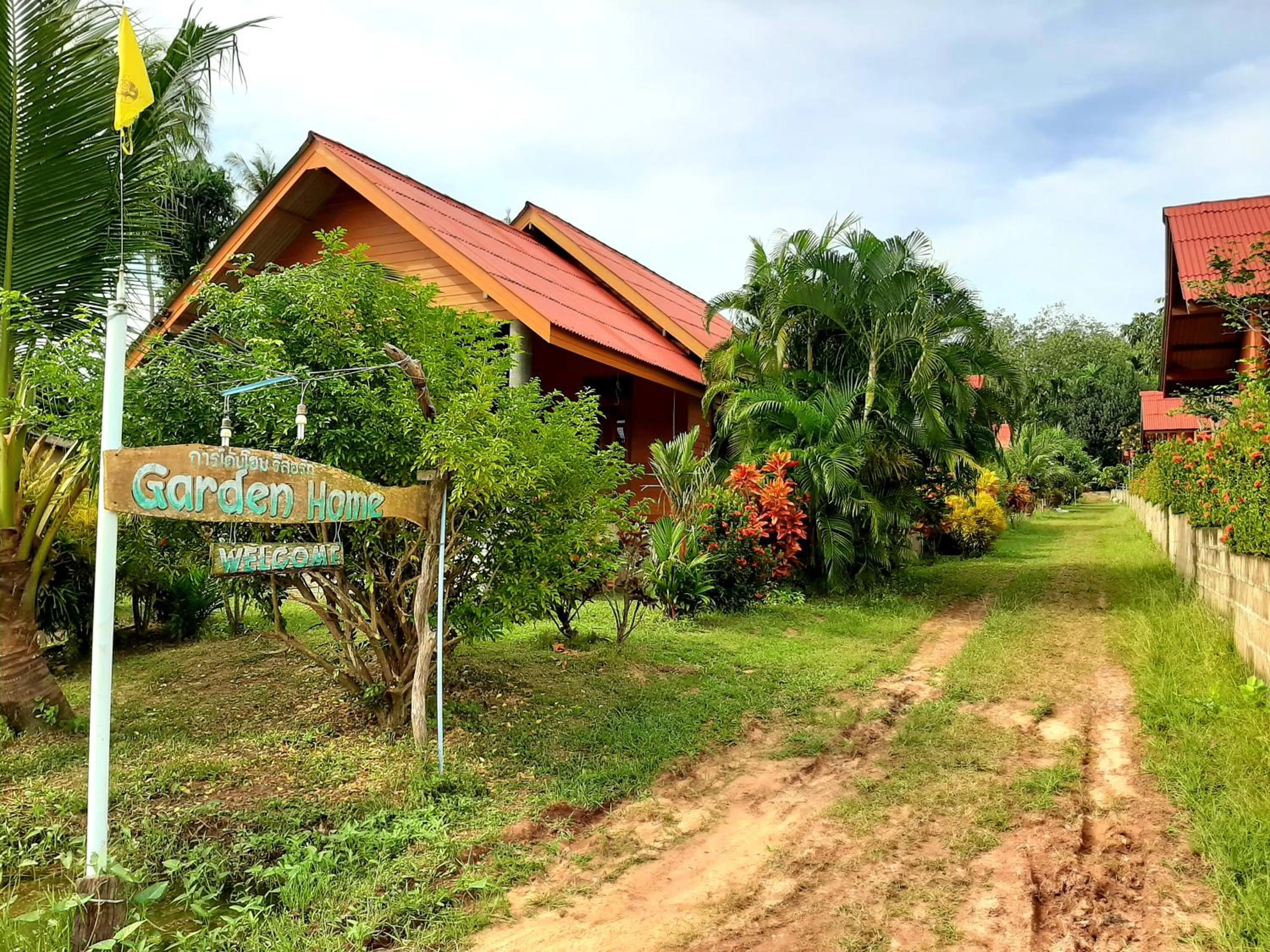Facade/entrance in Gardenhomeresortkohjum