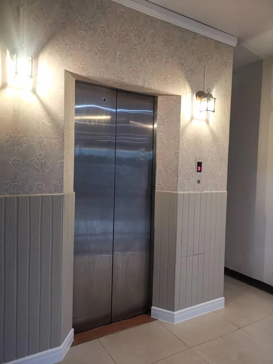 elevator in PS Hotel Saraburi