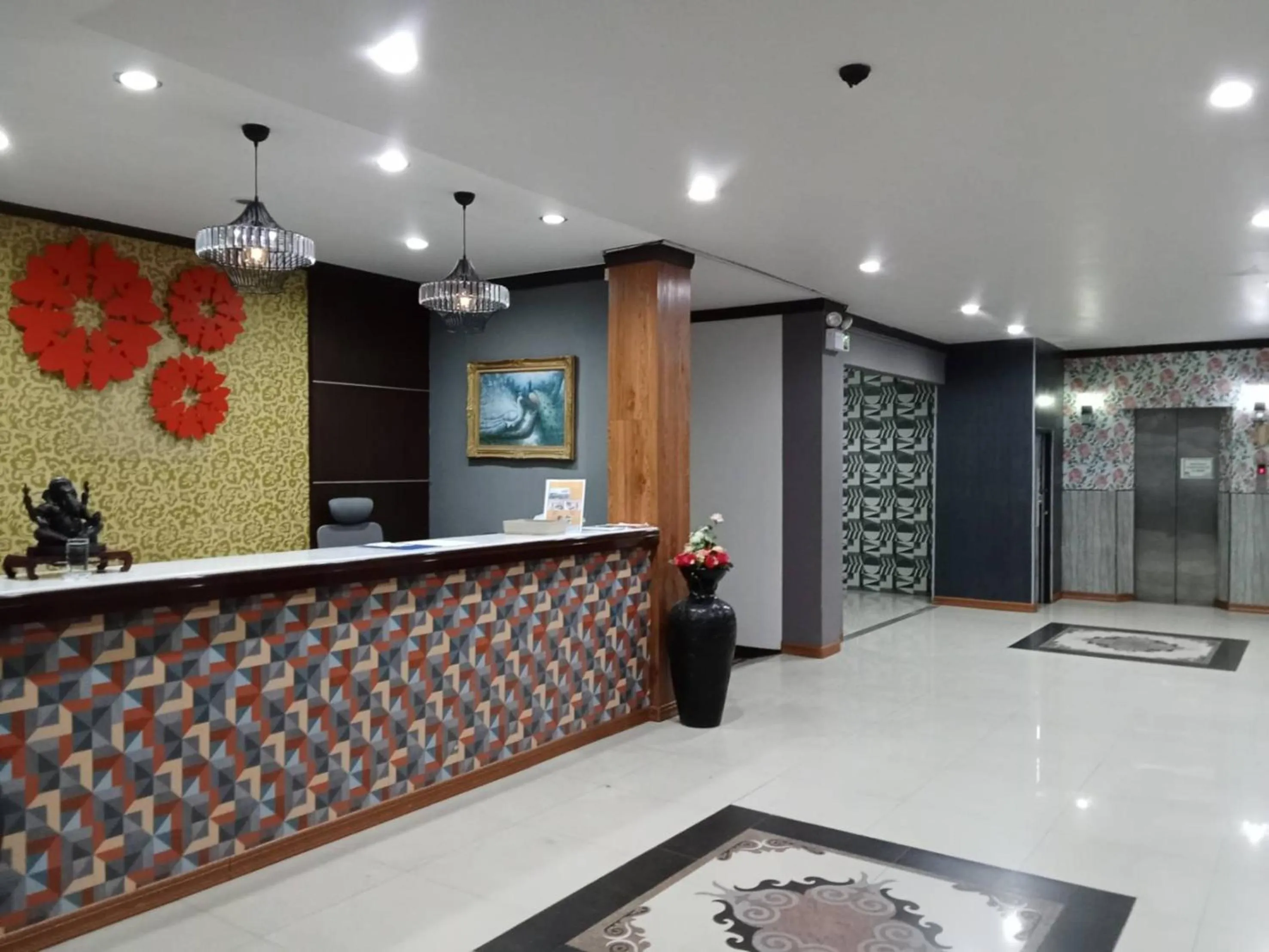 Lobby or reception in PS Hotel Saraburi