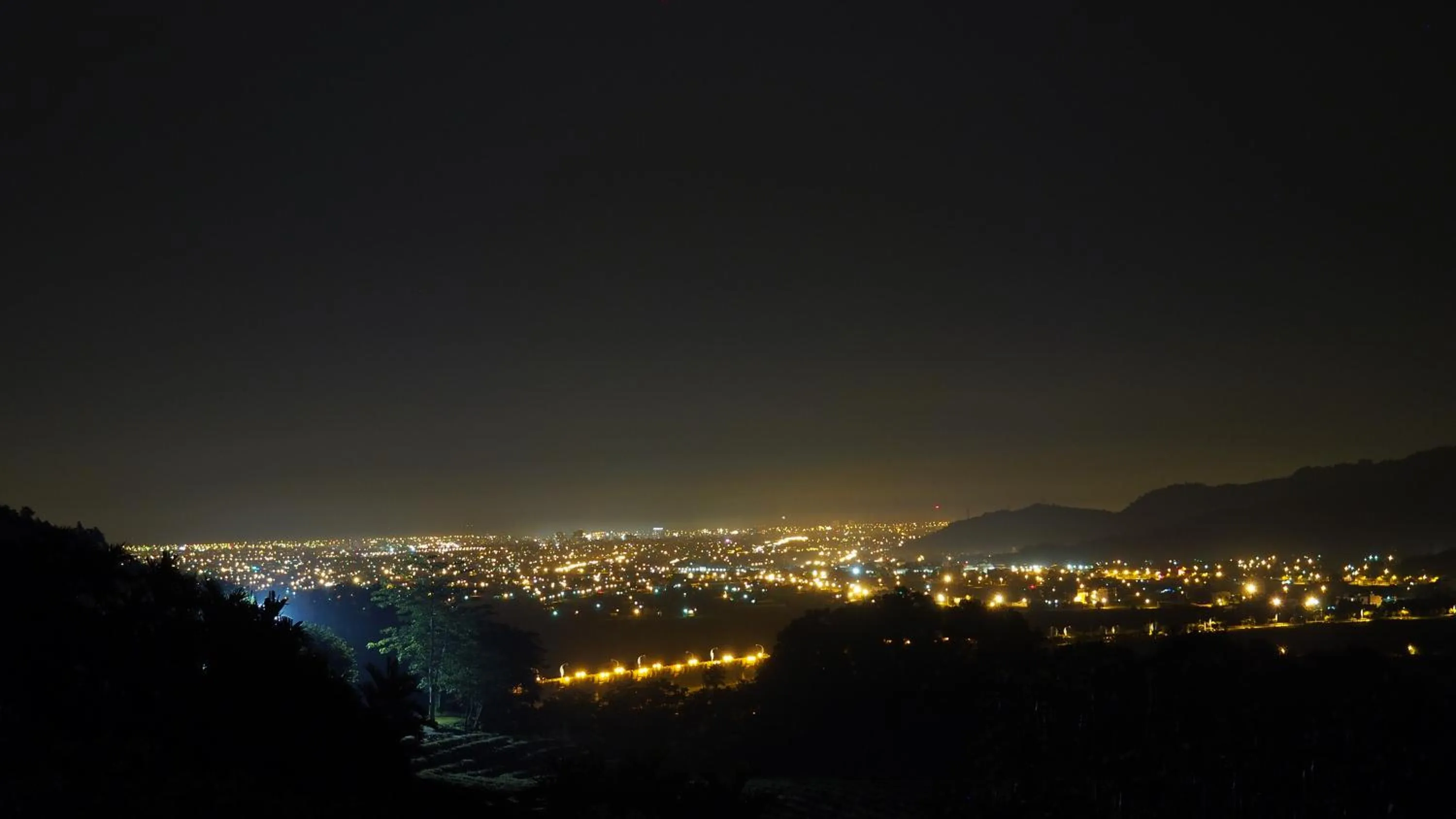 Night in 山禾居 道 Villa