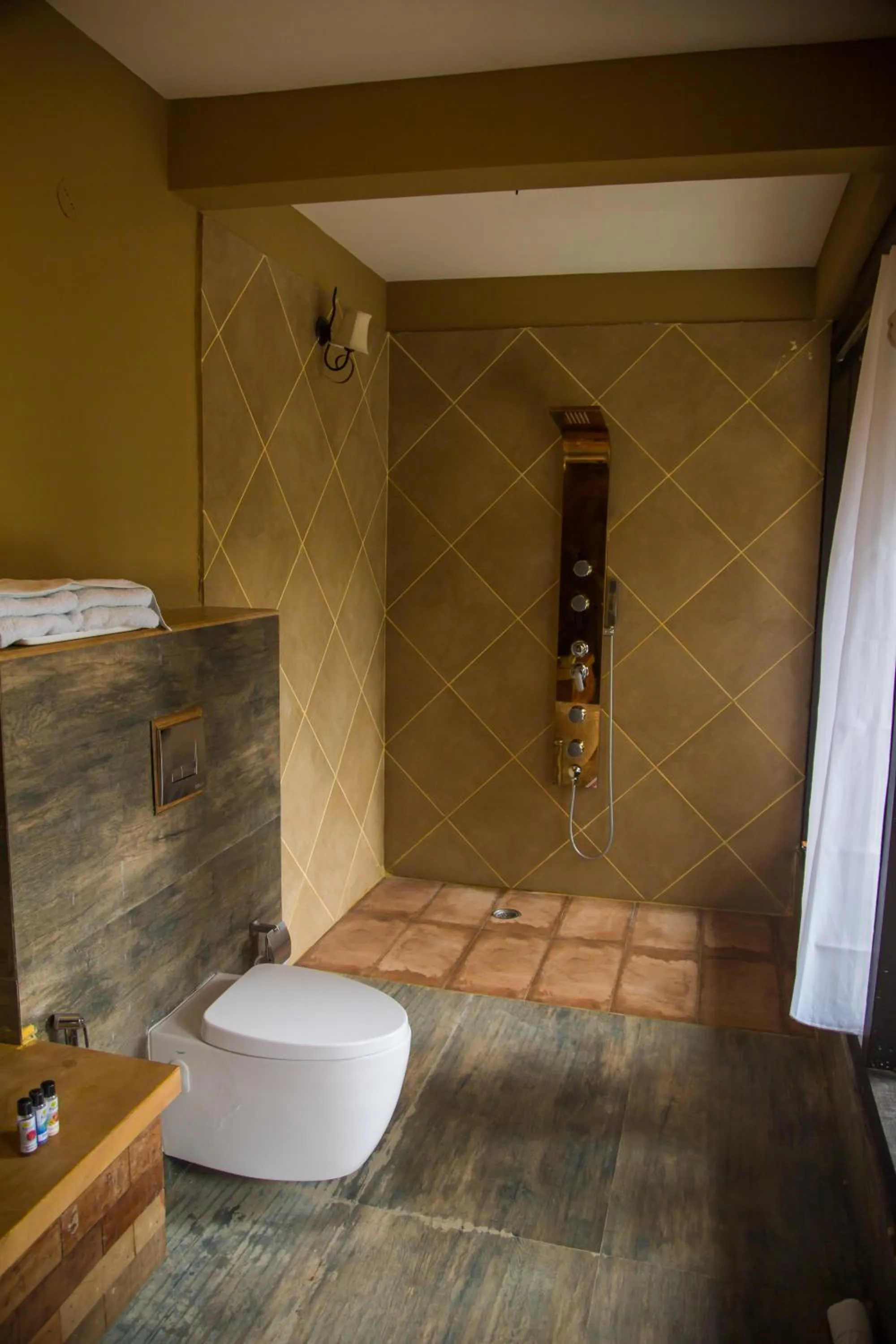 Bathroom in Vannraj Resort And Spa