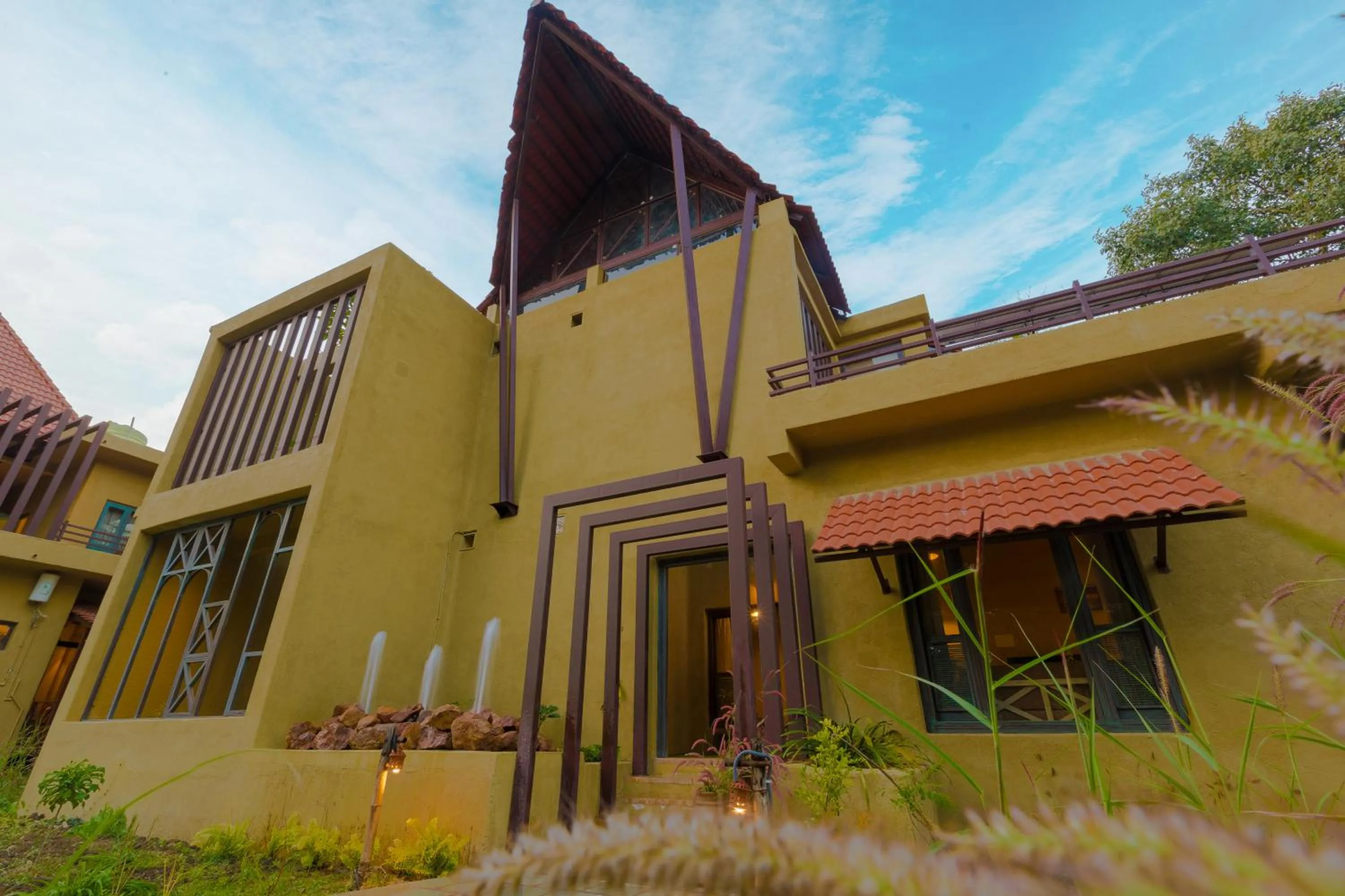 Property building in Vannraj Resort And Spa