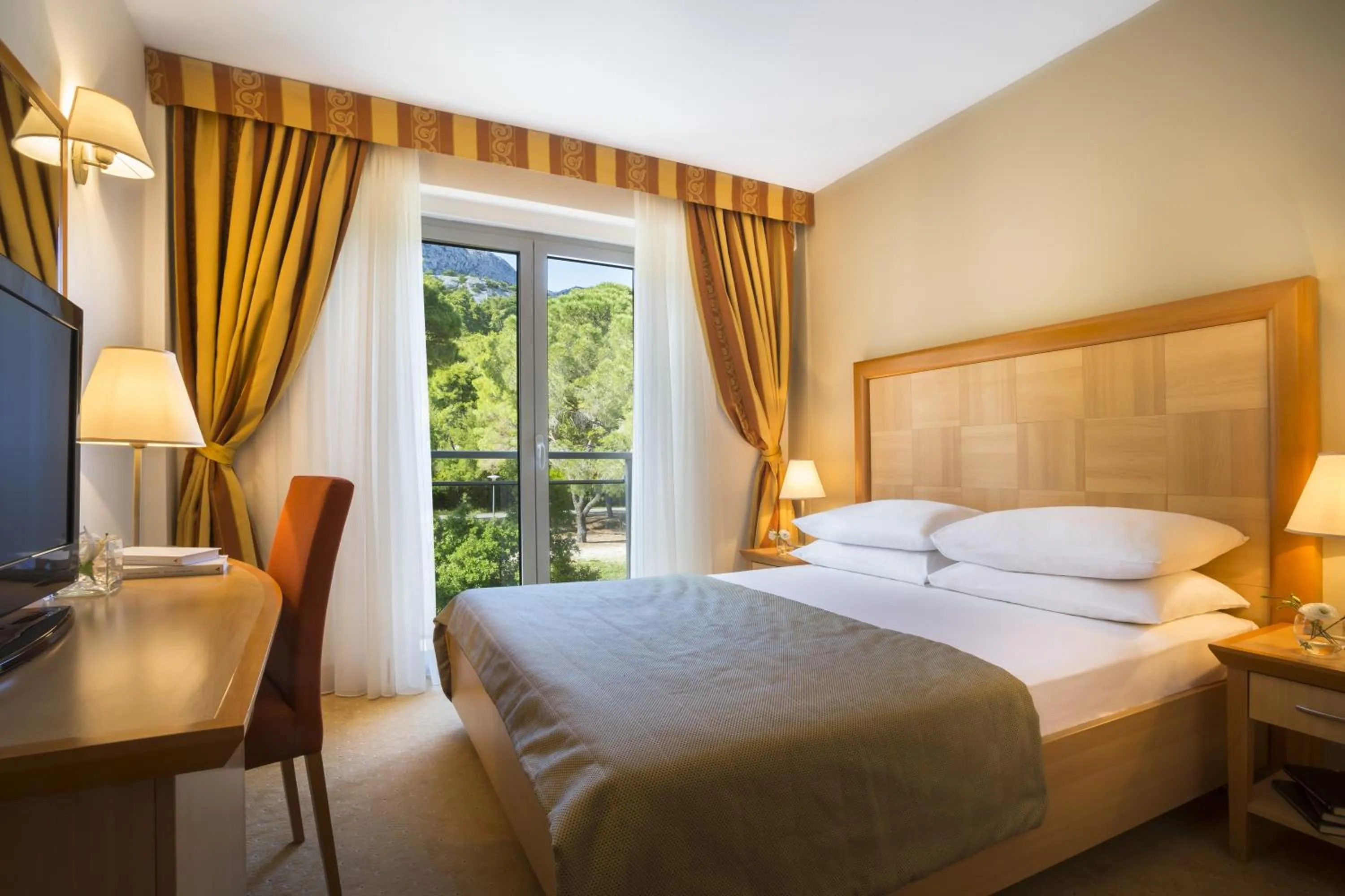 Standard Double Room - single occupancy in Aminess Vival Grand Azur Hotel