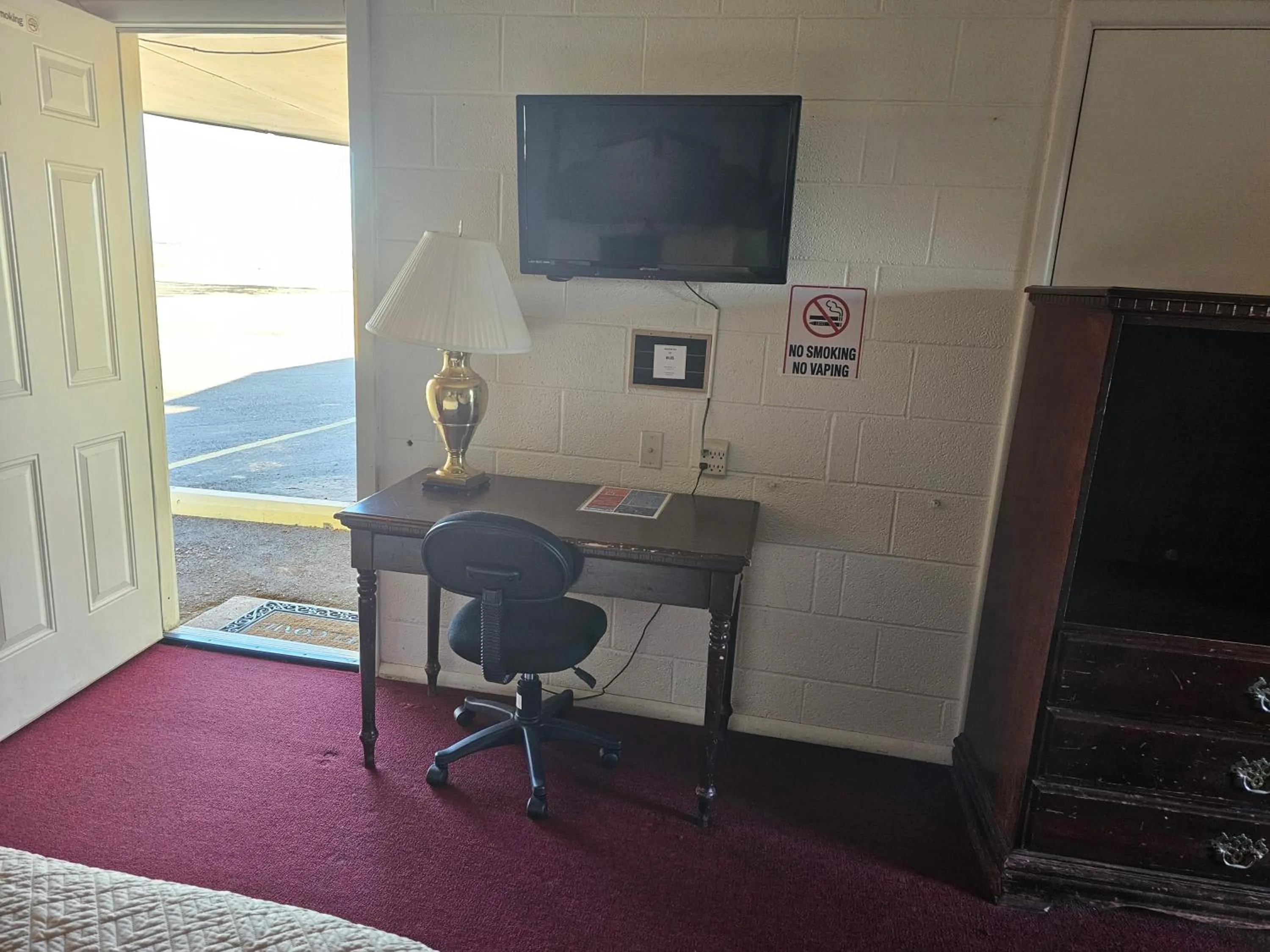 Knights Inn Fairview