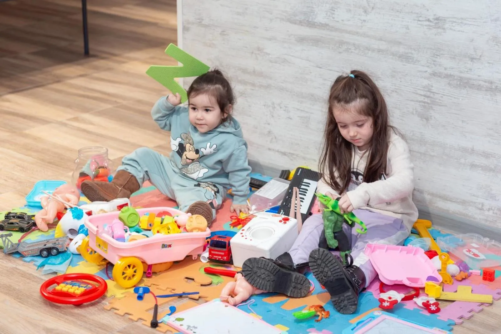 children in Popock Tsaghkadzor