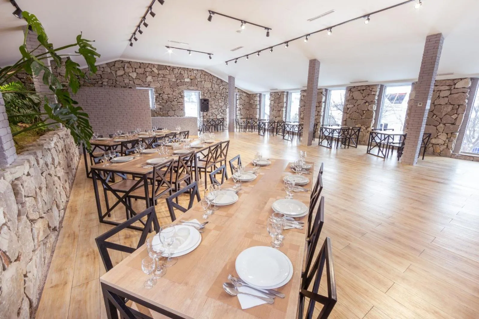 Restaurant/places to eat in Popock Tsaghkadzor