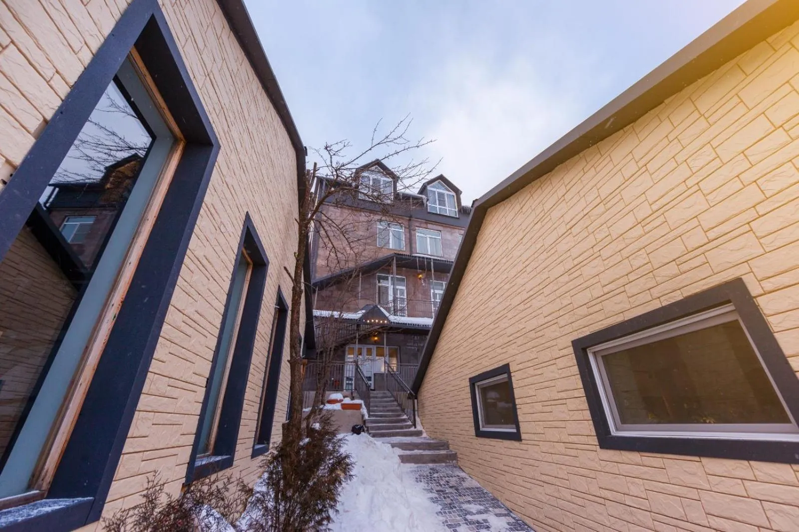 Property building in Popock Tsaghkadzor