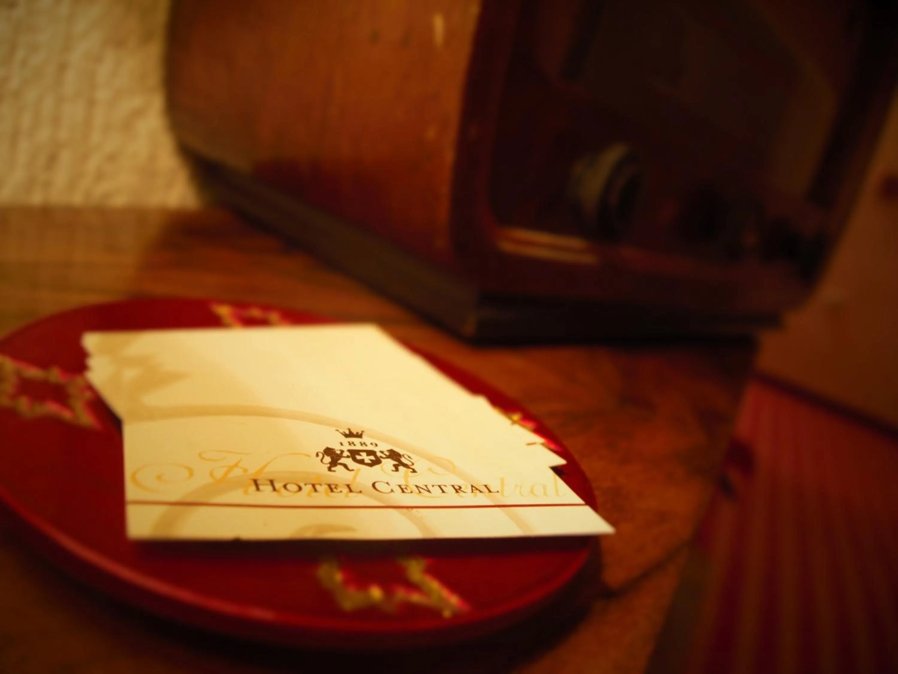 Logo/Certificate/Sign in Hotel Central