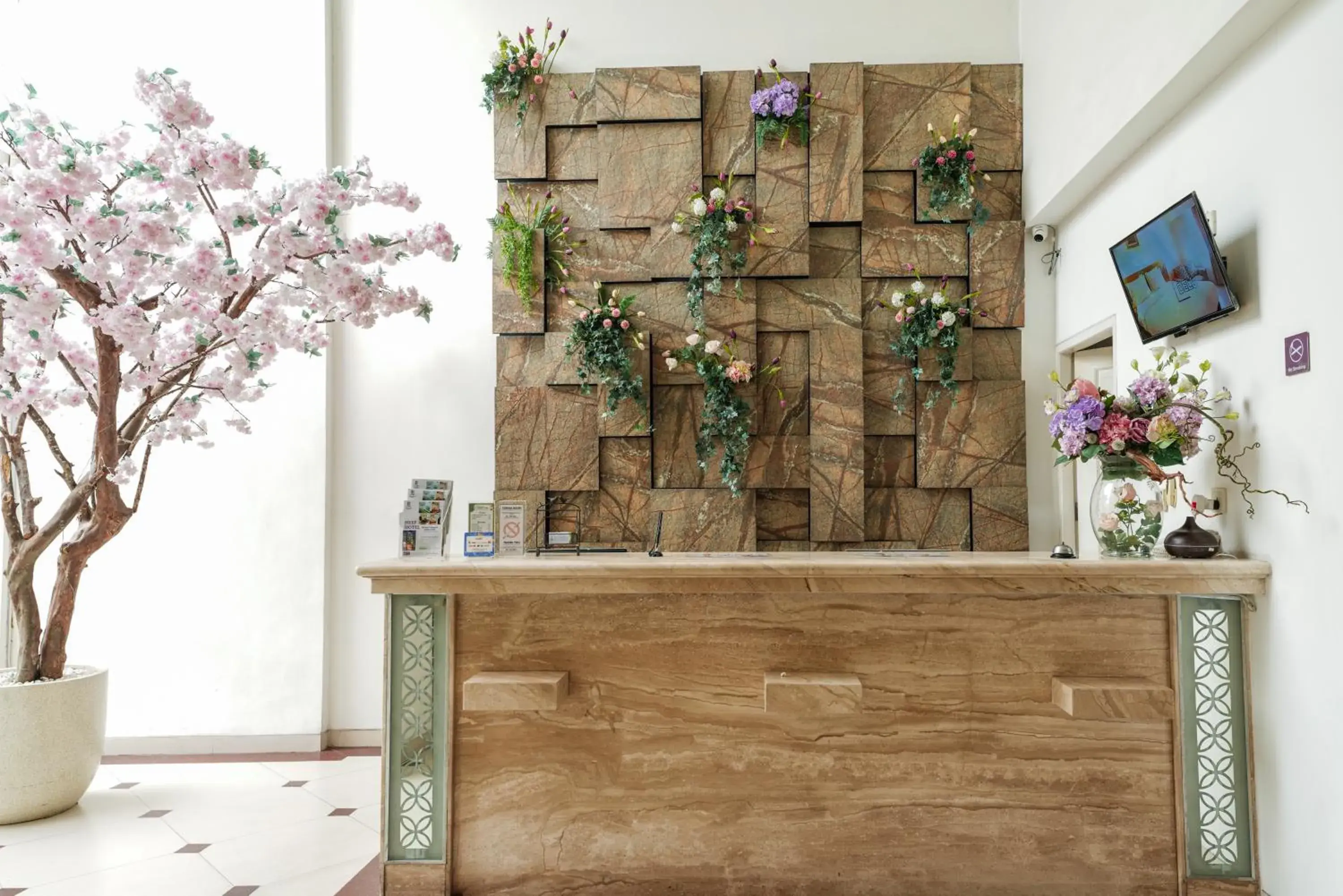 Lobby or reception in Heef Hotel Lobby or reception in Heef Hotel