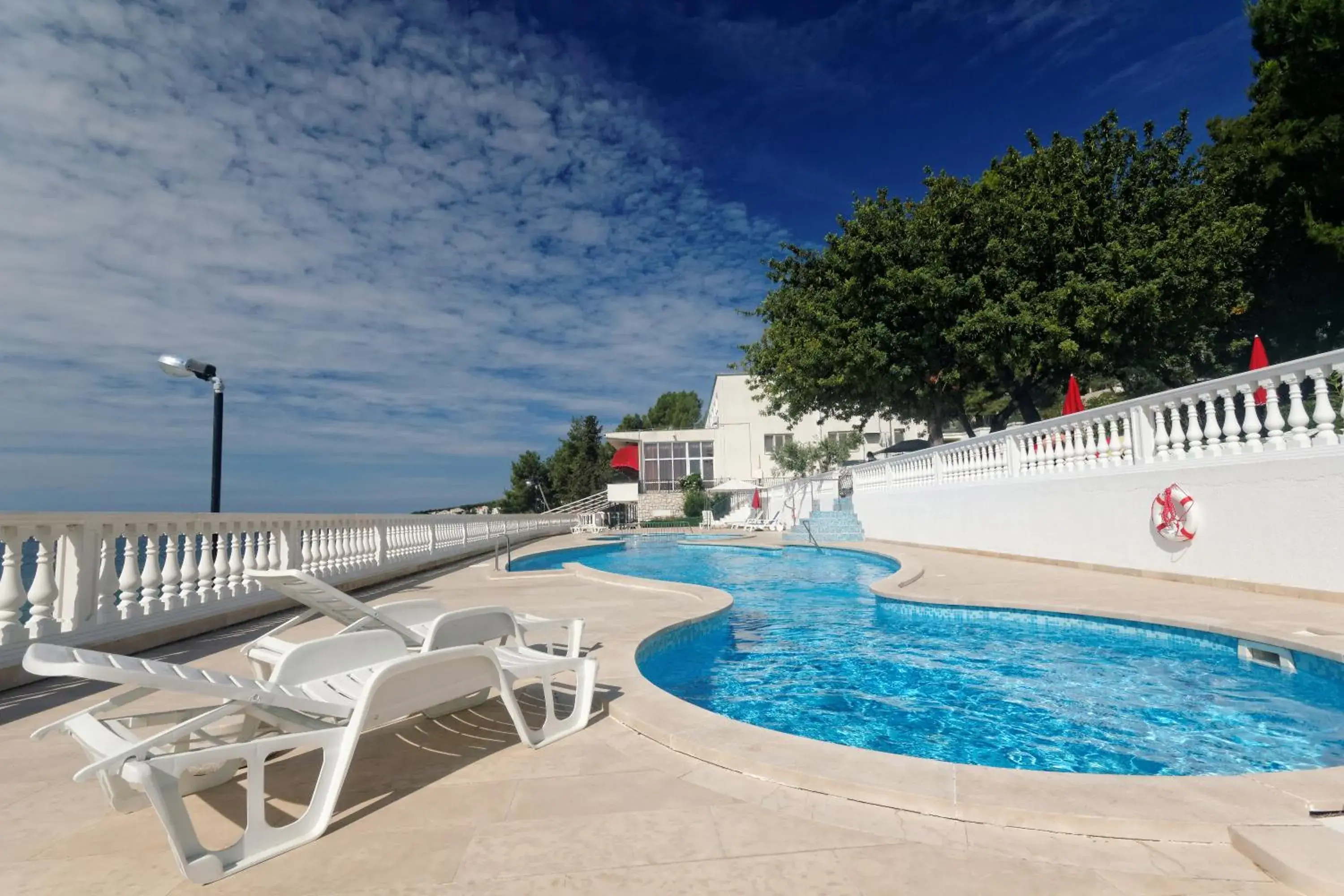 Swimming pool in Hotel Val All Inclusive Swimming pool in Hotel Val All Inclusive