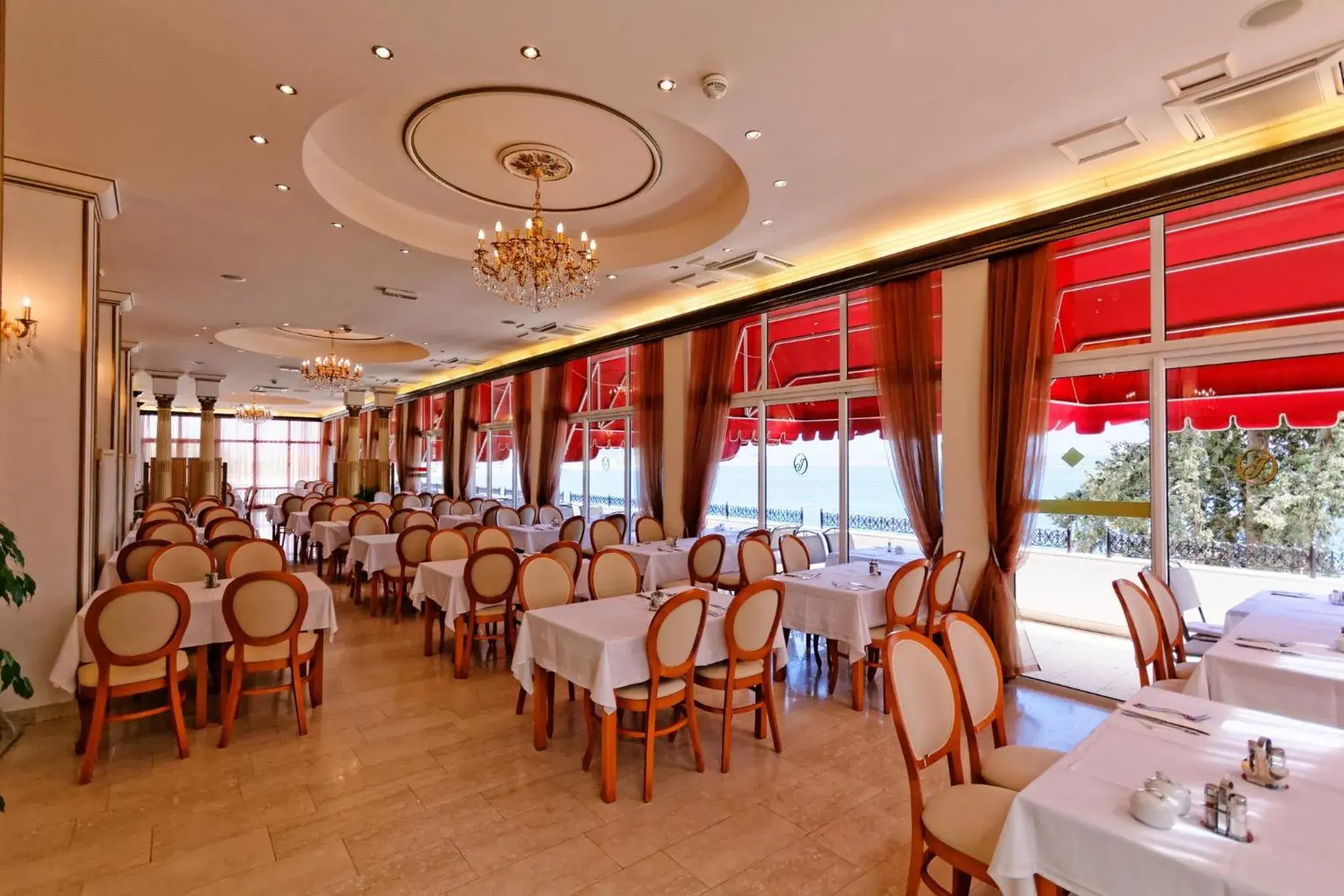 Restaurant/places to eat in Hotel Val All Inclusive Restaurant/places to eat in Hotel Val All Inclusive