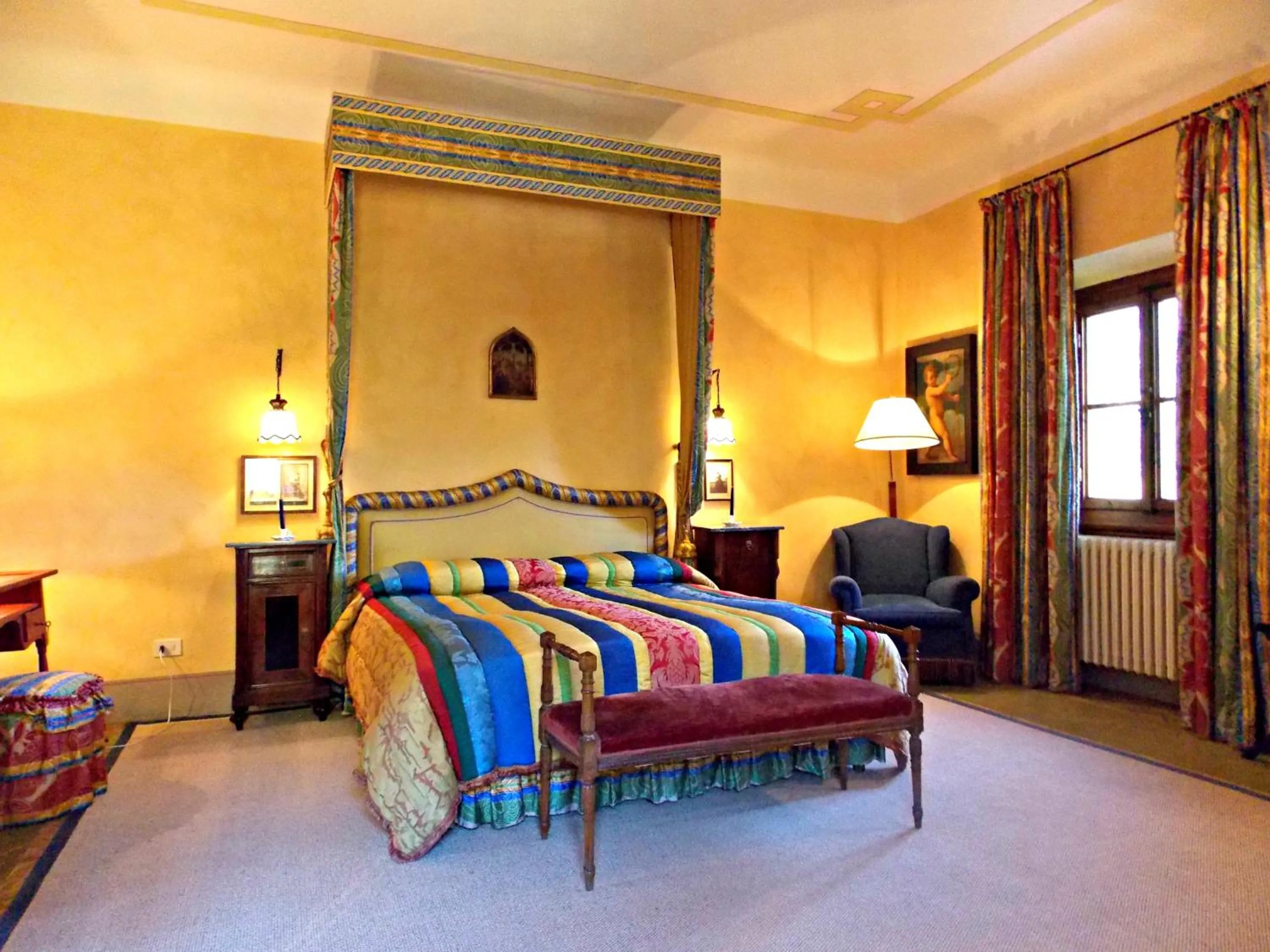 Bedroom, Bed in Villa Salaiole