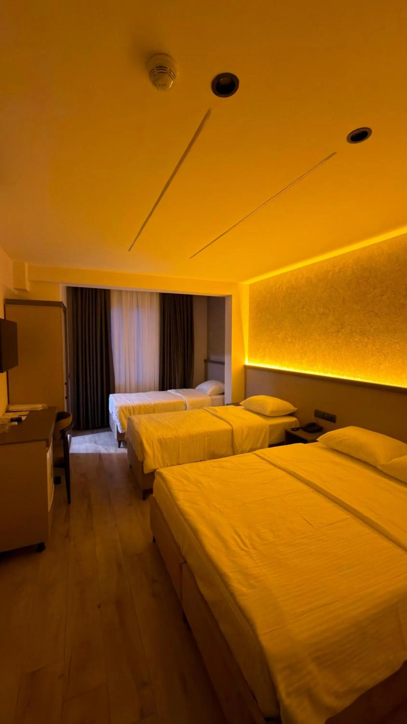 Dostlar Hotel