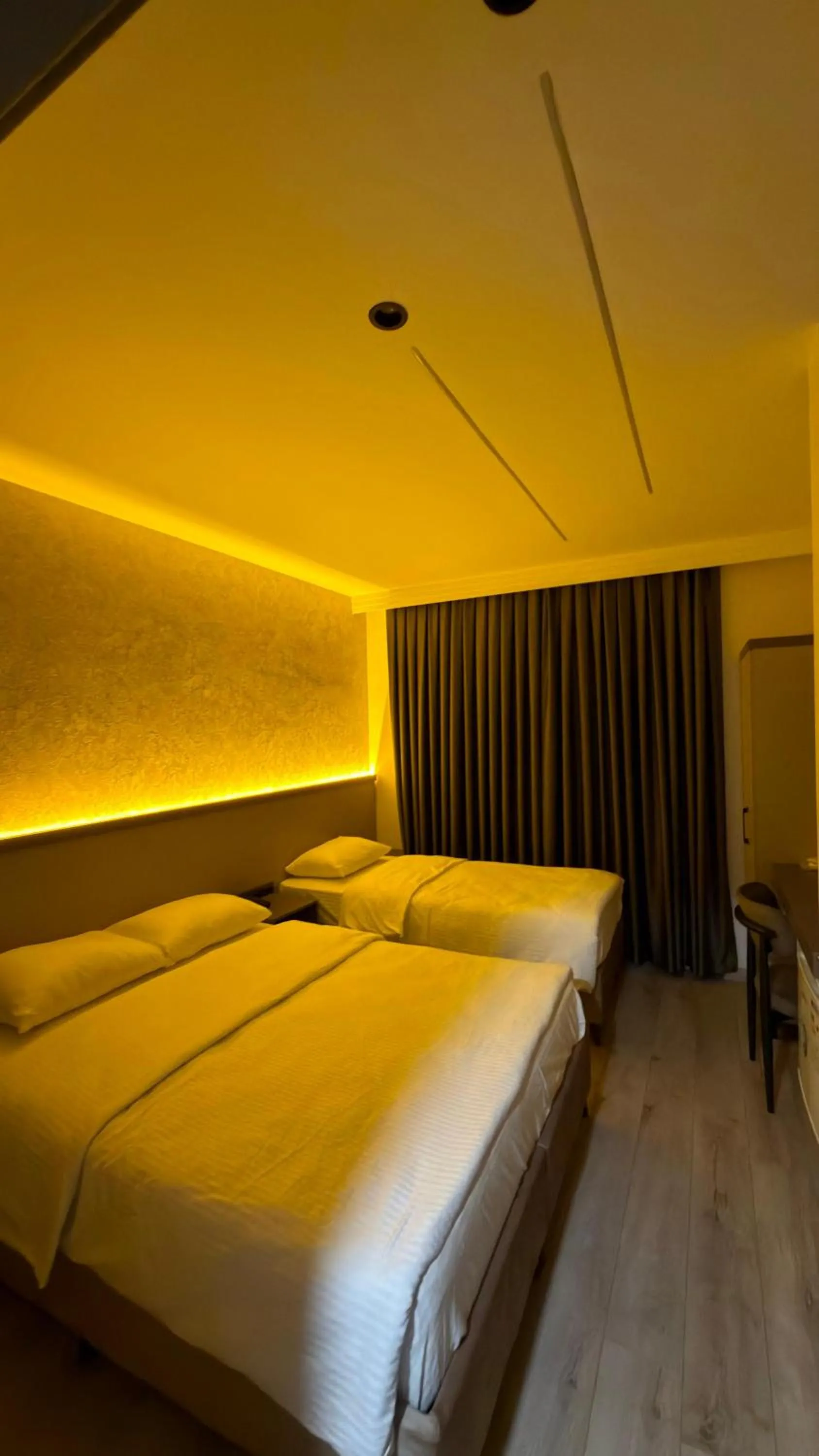 Dostlar Hotel