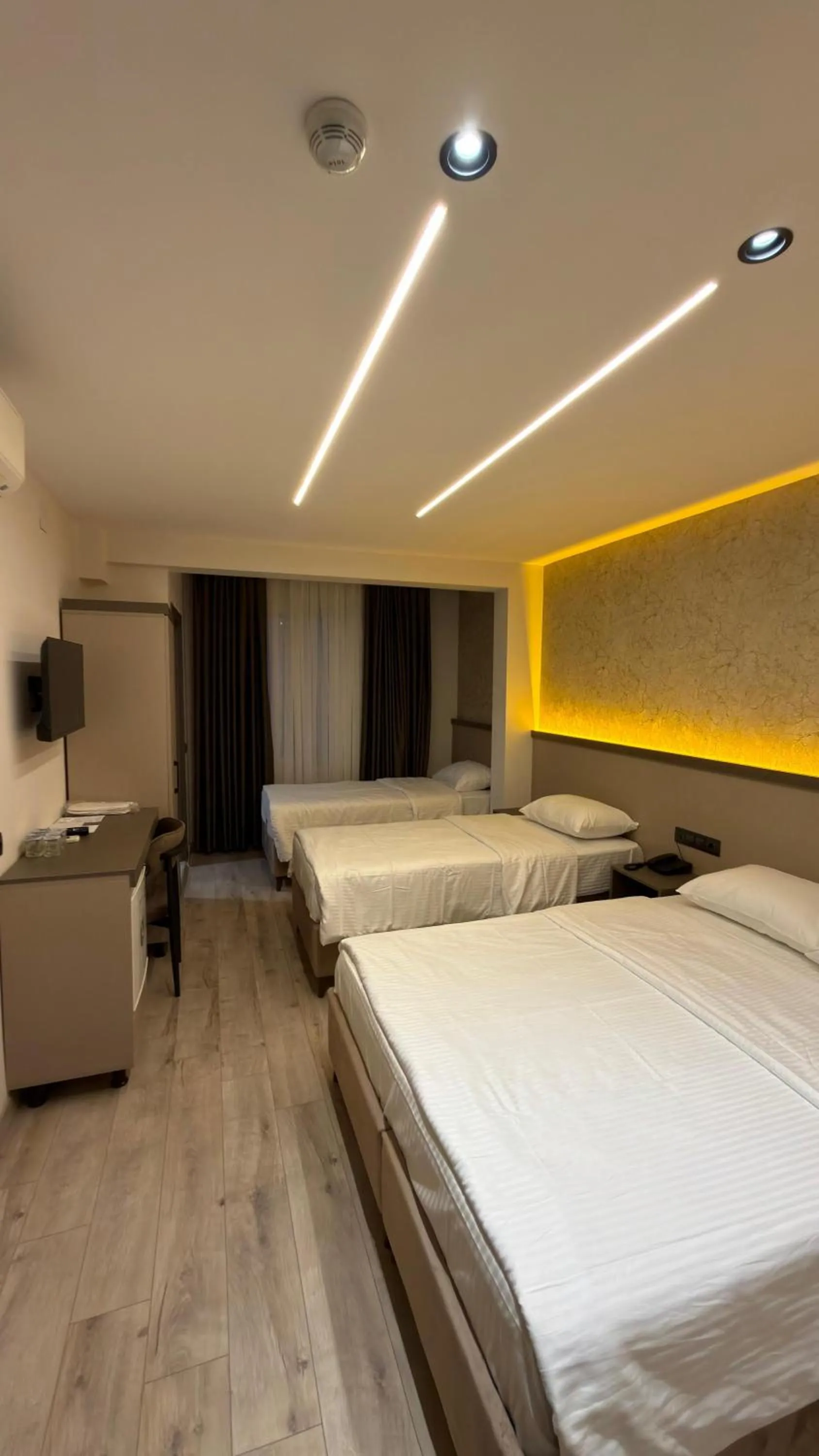 Dostlar Hotel