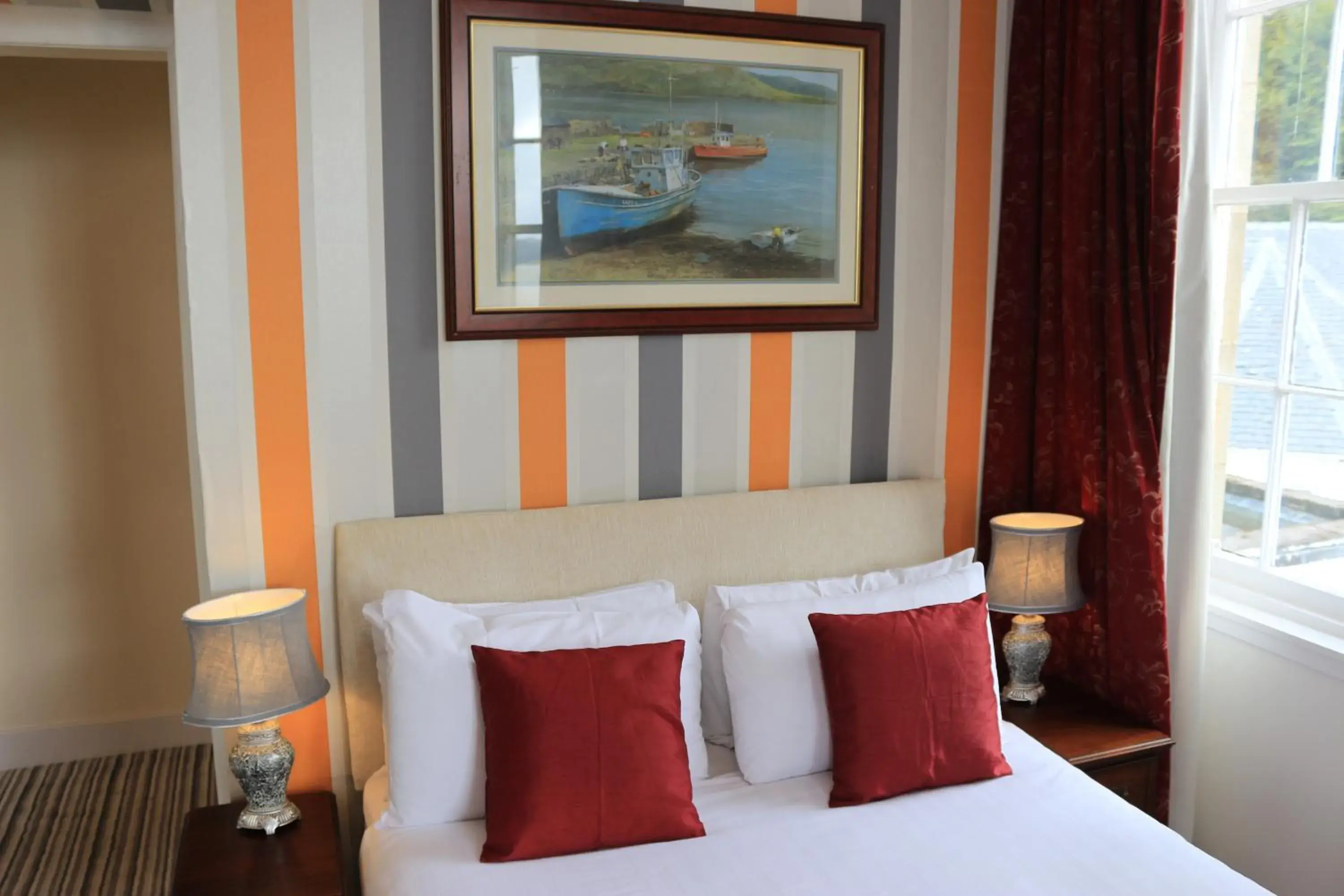 Bed in Gairloch Hotel 'A Bespoke Hotel' Bed in Gairloch Hotel 'A Bespoke Hotel'