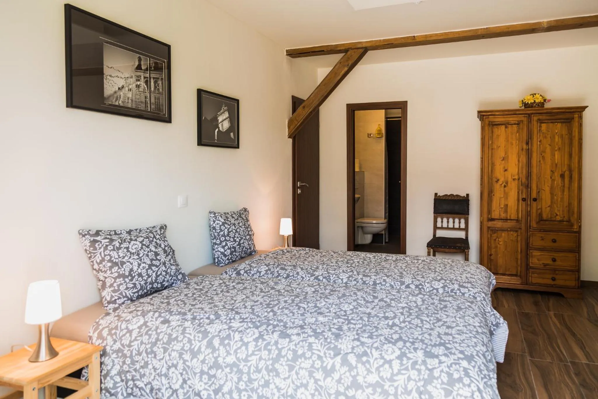 Photo of the whole room, Bed in Barvicka