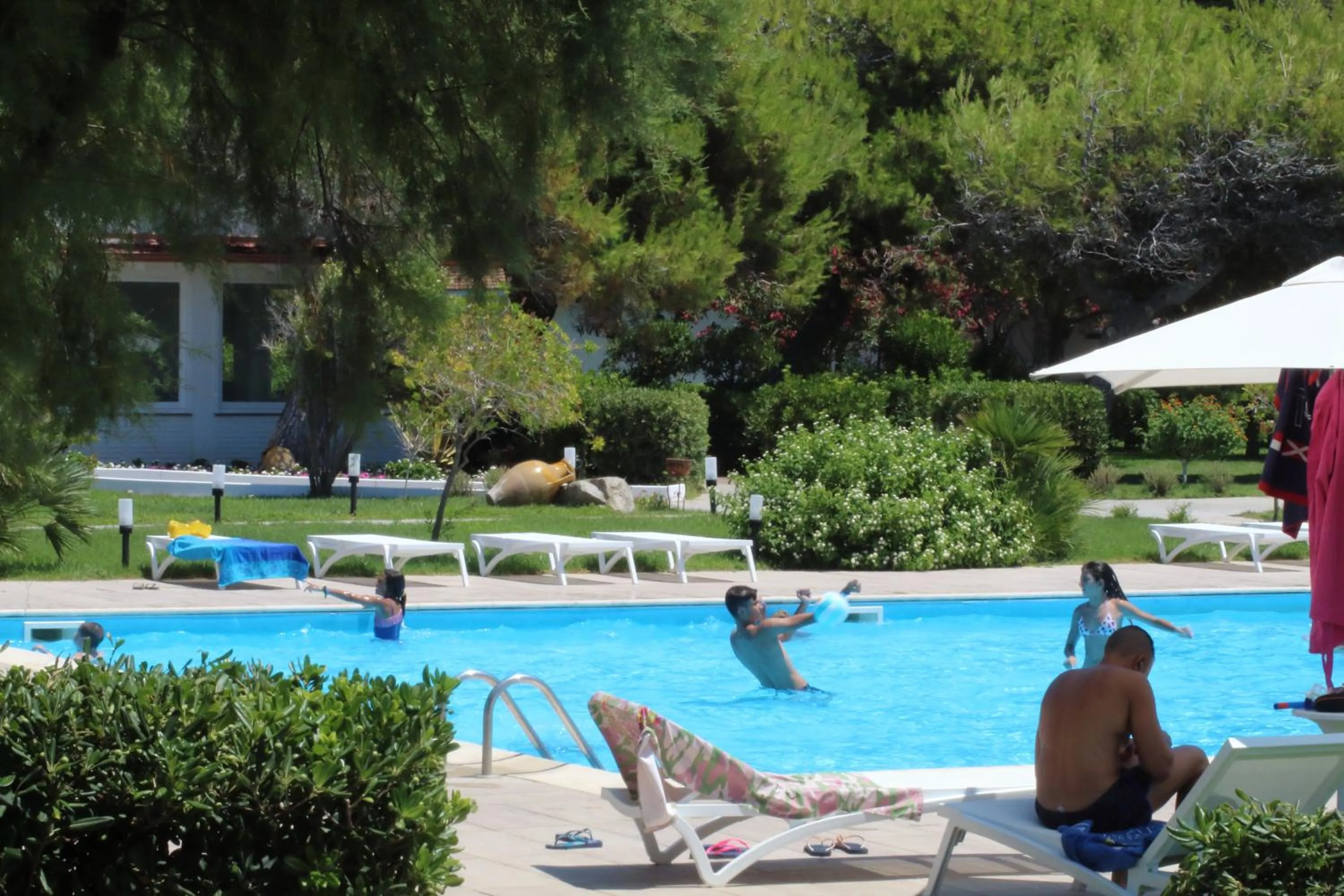 Swimming pool in BV Kalafiorita Resort