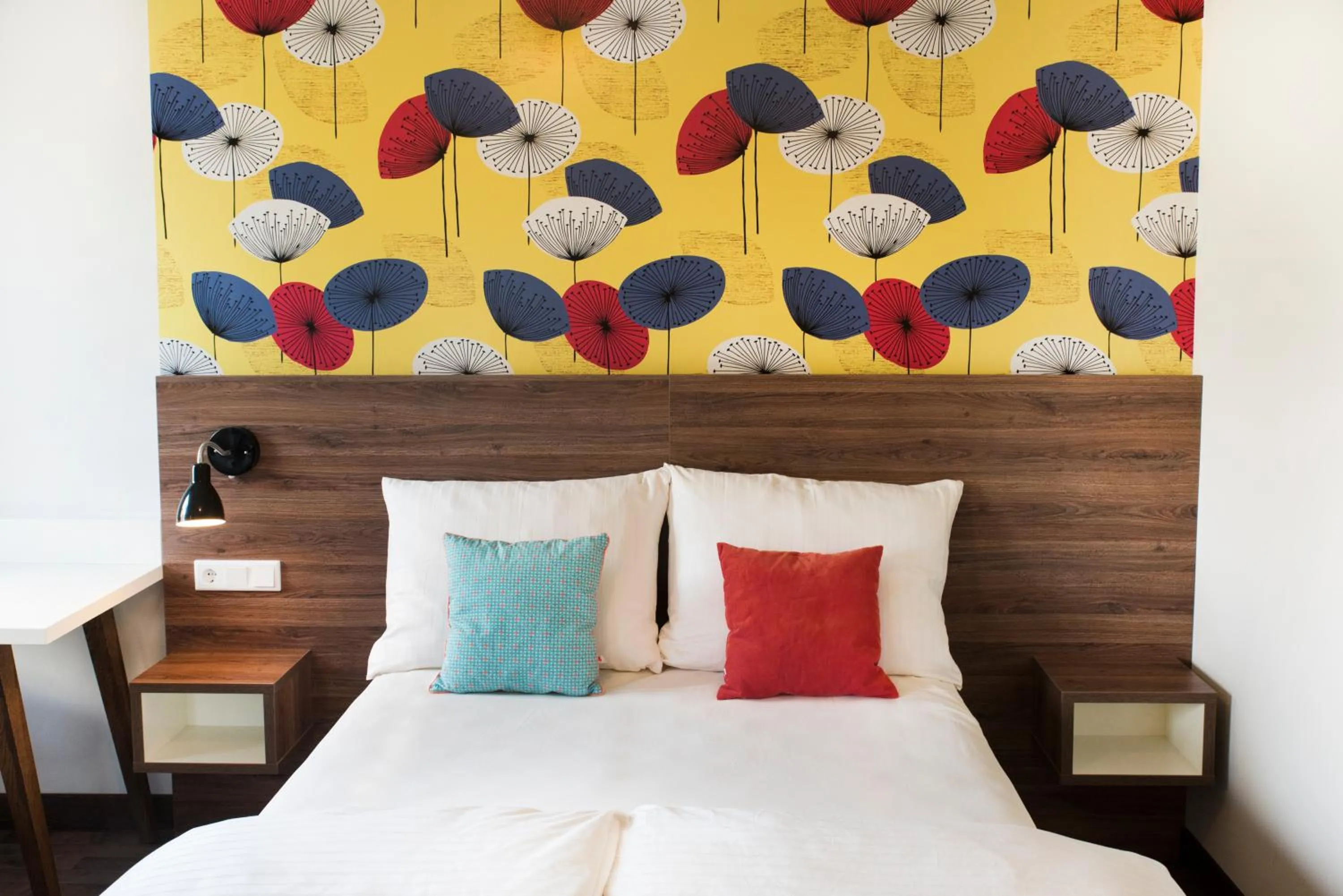 bunk bed, Bed in KONCEPT HOTEL Zum Kostbaren Blut